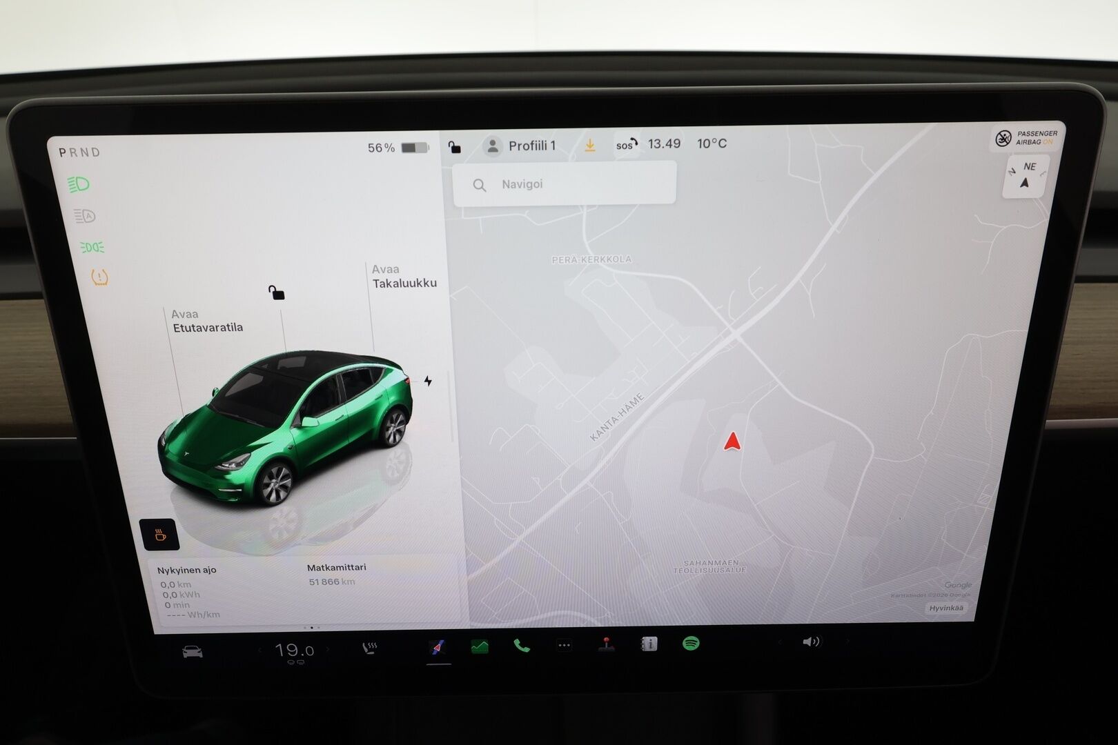 Tesla Model Y 2024 RWD * Koukku / ILP / Premium Audio / Lasikatto / Matrix LED / Nahat / Ratinlämmitin * - 1.Om Suomi-auto / Kahdet renkaat aluvanteilla / Alvillinen