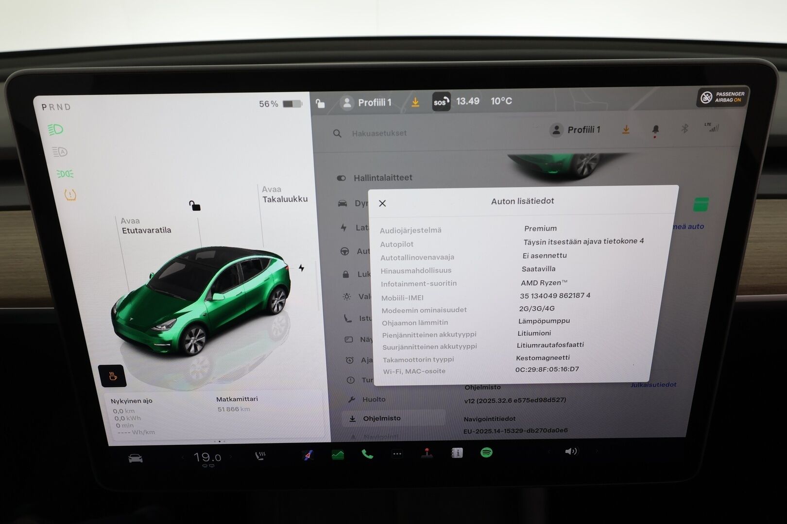 Tesla Model Y 2024 RWD * Koukku / ILP / Premium Audio / Lasikatto / Matrix LED / Nahat / Ratinlämmitin * - 1.Om Suomi-auto / Kahdet renkaat aluvanteilla 