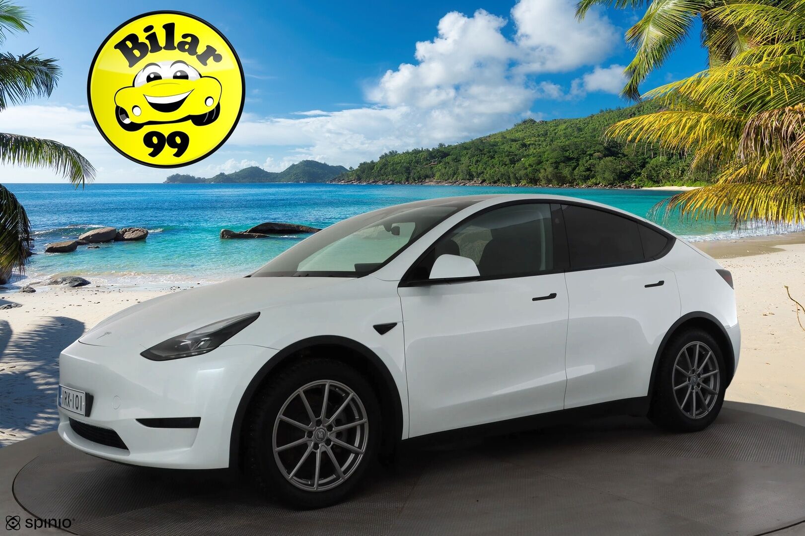 Tesla Model Y 2024 RWD * Koukku / ILP / Premium Audio / Lasikatto / Matrix LED / Nahat / Ratinlämmitin * - 1.Om Suomi-auto / Kahdet renkaat aluvanteilla / Alvillinen