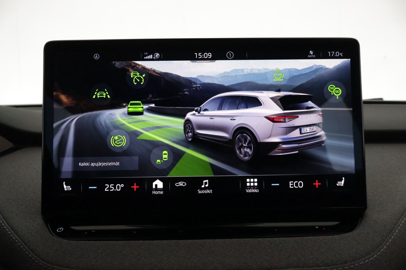 Skoda Enyaq 2022 80x 4x4 iV *Lämpöpumppu / Adapt.vakkari / Keyless / Navi / Muistipenkki / BLIS / Lane assist / Vetokoukku* - 2x vanteet / Ratinlämmitin / Neliveto