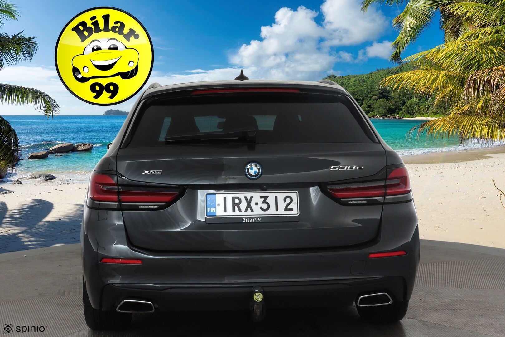 BMW 530 2022 G31 Touring 530e xDrive A Charged Edition *Vakkari / P.kamera / Hifi / LED / Navi / Sporttinahat / Koukku* - Kahdet renkaat aluvanteilla