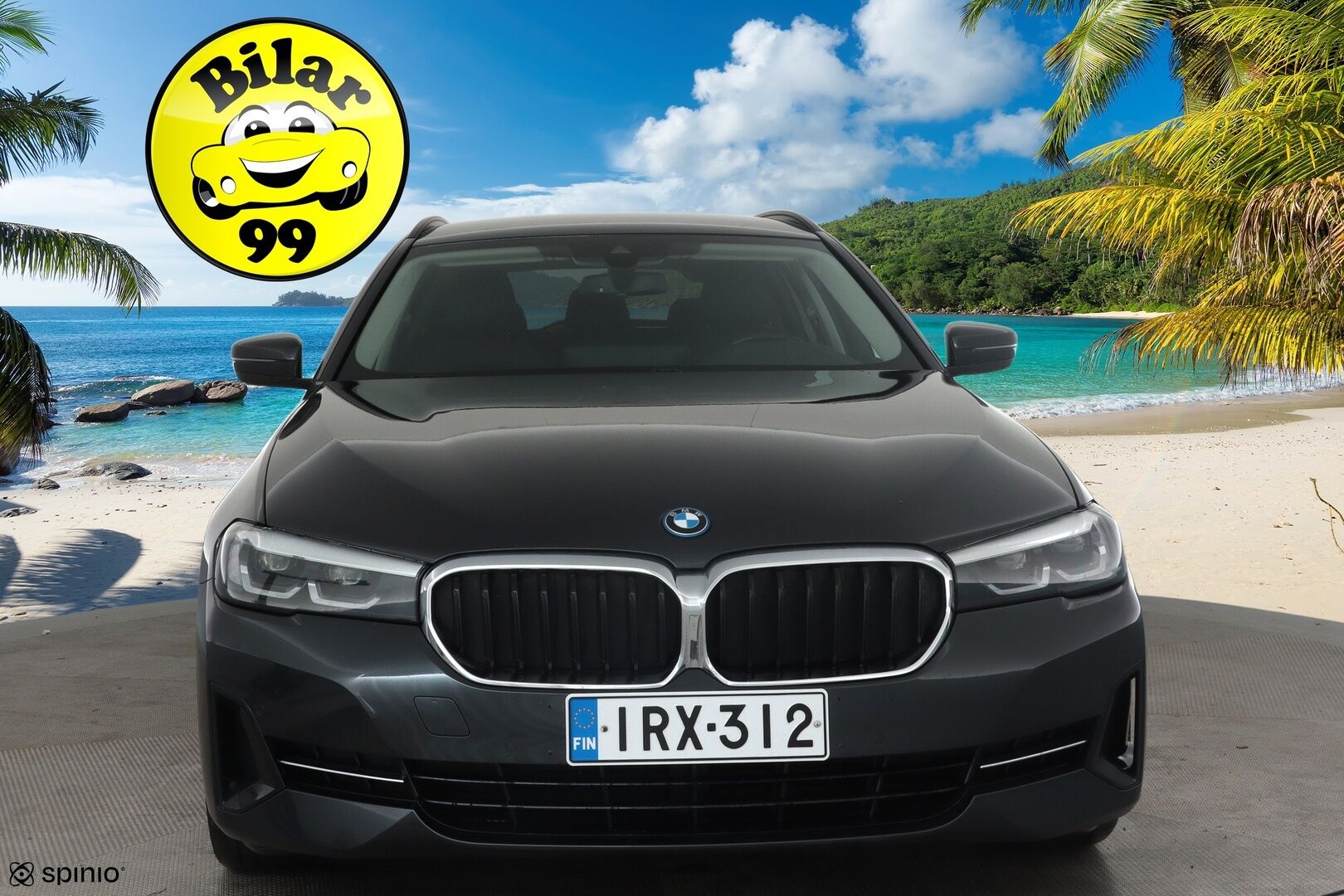 BMW 530 2022 G31 Touring 530e xDrive A Charged Edition *Vakkari / P.kamera / Hifi / LED / Navi / Sporttinahat / Koukku* - Kahdet renkaat aluvanteilla