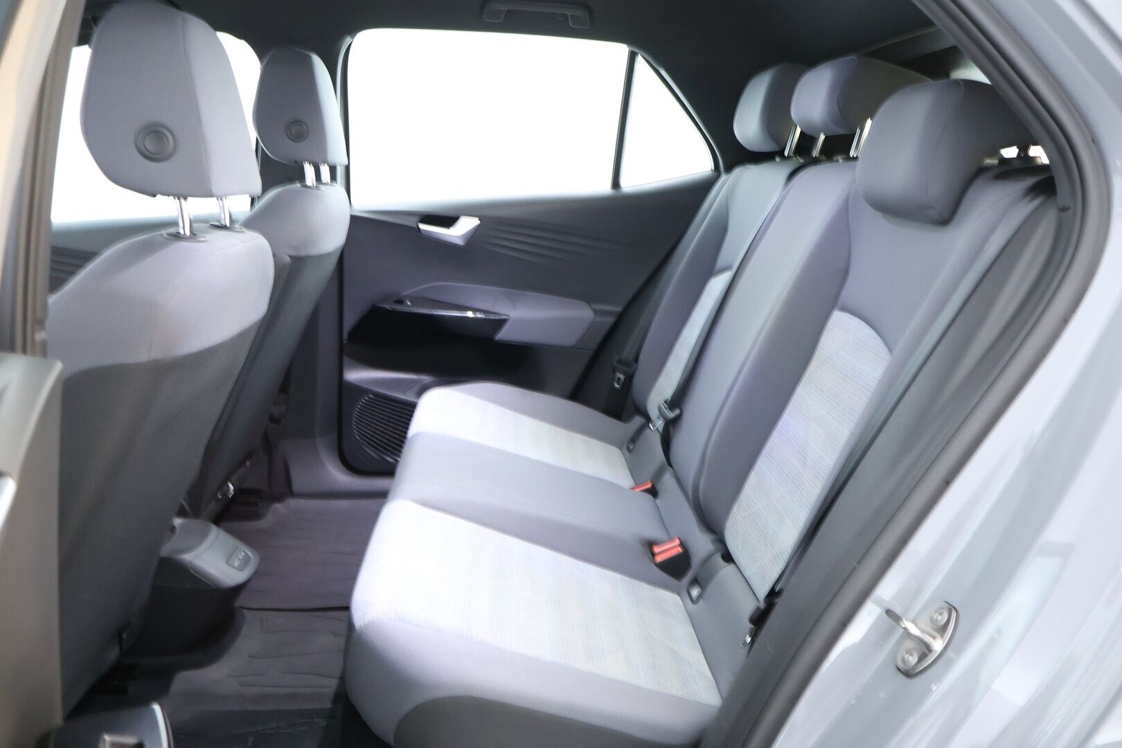 VOLKSWAGEN ID.3 2021 Pro Performance Life 150 kW, akku 58 kWh *Adapt.Vakkari / Lämpöpumppu / Kaistavahti / Navi / Apple&Android / Ambient-Valot* - * Vähän ajettu / Särmä historia *