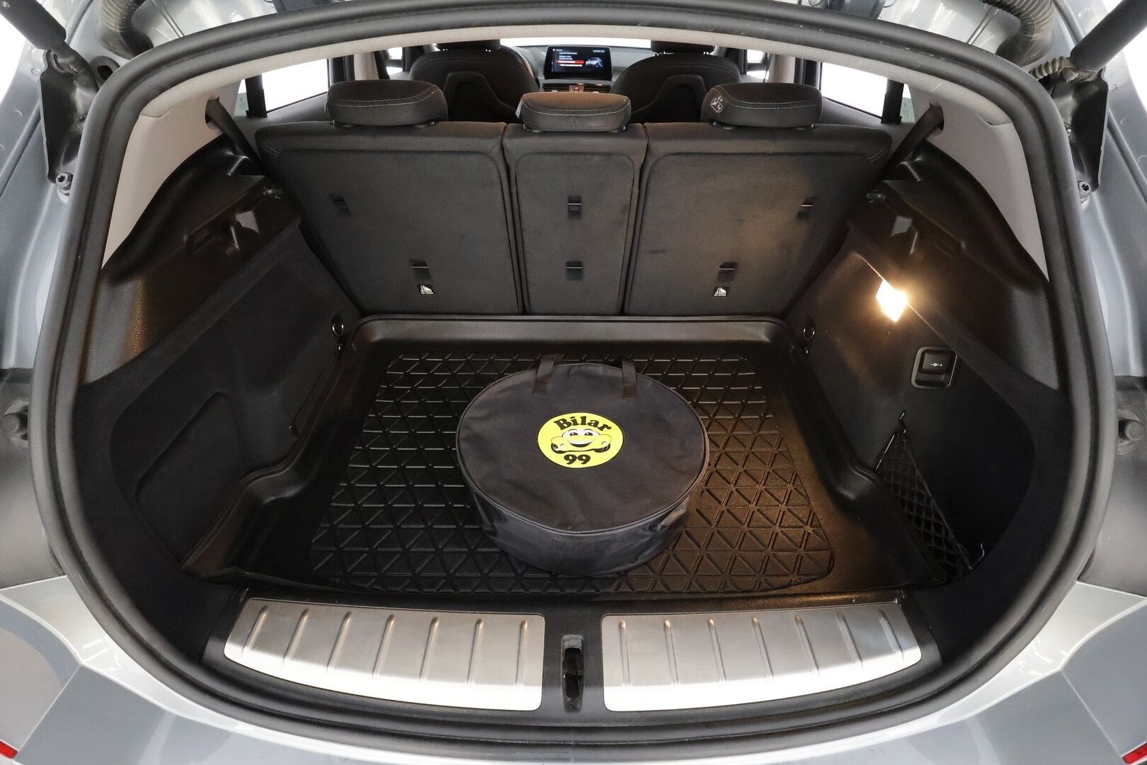 BMW X2 2023 F39 xDrive 25e A Charged Edition - Huippuvarusteet | Vakkari | Muistipenkki | Hifit | Comfort access | P.Kamera | LED | Sporttipenkit