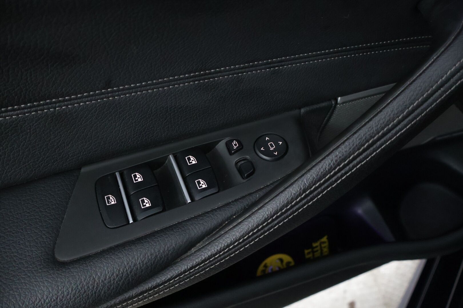 BMW 545 2021 G30 Sedan 545e xDrive A Charged Edition M Sport* H&K / HUD / Adapt. LED / Comfort Access * - * Pysäköinti lämmitin / Sporttipenkit  / P-Kamera / CarPlay / Prof. Navi *