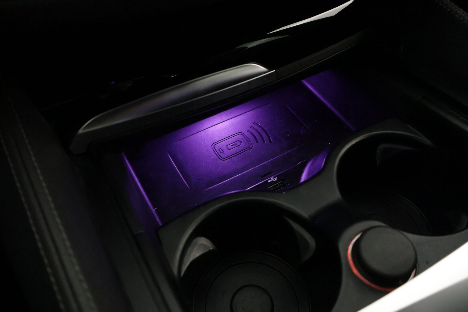 BMW 545 2021 G30 Sedan 545e xDrive A Charged Edition M Sport* H&K / HUD / Adapt. LED / Comfort Access * - * Pysäköinti lämmitin / Sporttipenkit  / P-Kamera / CarPlay / Prof. Navi *