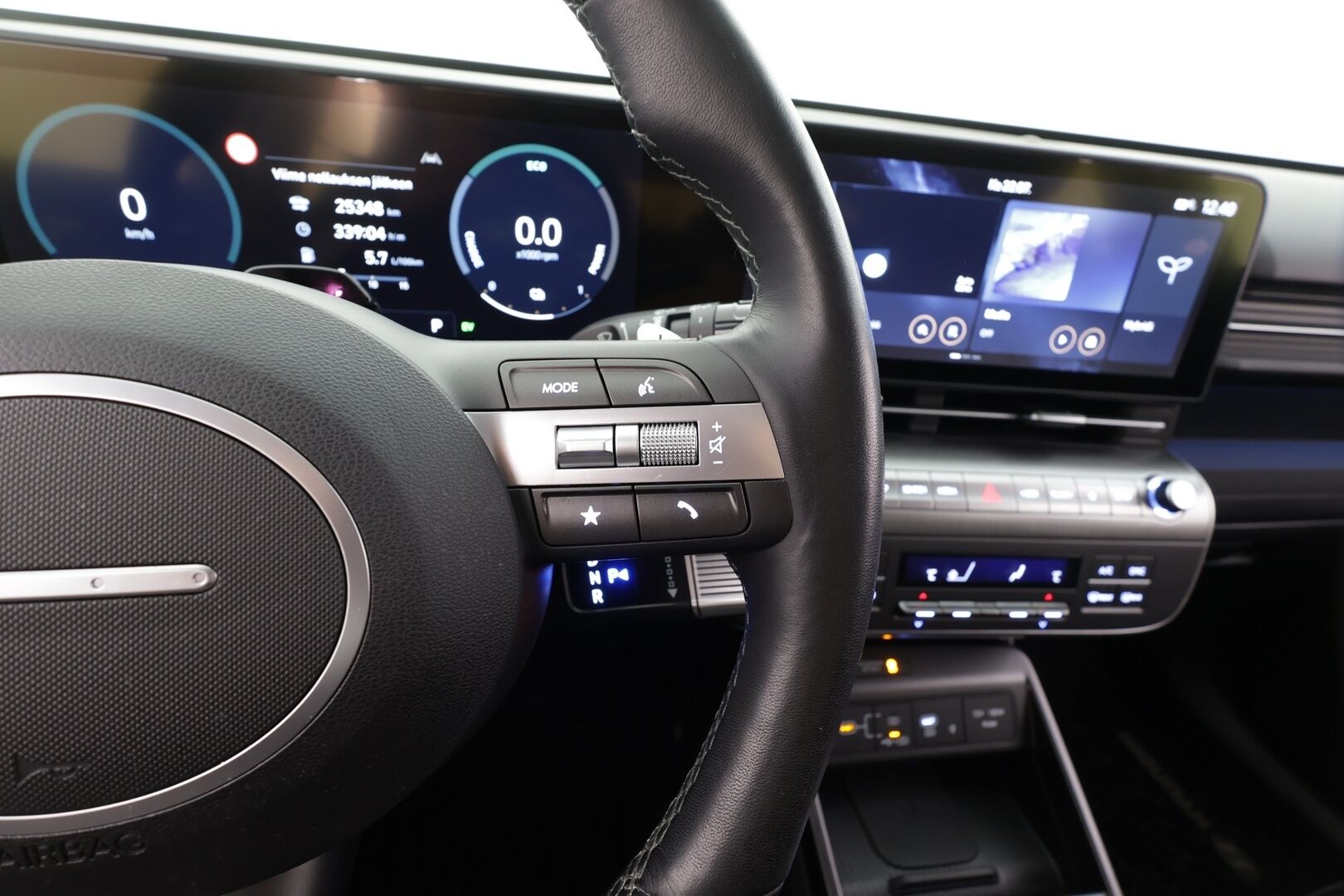 Hyundai KONA 2024 1.6 GDi Hybrid 141 hv 6DCT-aut.Style - | ACC | BOSE | Sähköpenkit | HDA | BSM | Keyless | Ambient light | P.kamera | LED | Lohko+sisälämmitin | 1-om suomiauto | Merkkihuollot |