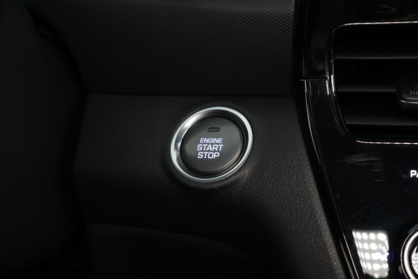 Hyundai IONIQ hybrid 2020 1,6 hybrid 141 hv 6-DCT Style MY20 *ACC / Bliss / Lane assist / Infinity Premium Sound / HUD* - *ACC / Bliss / Lane assist / Infinity Premium Sound / HUD*