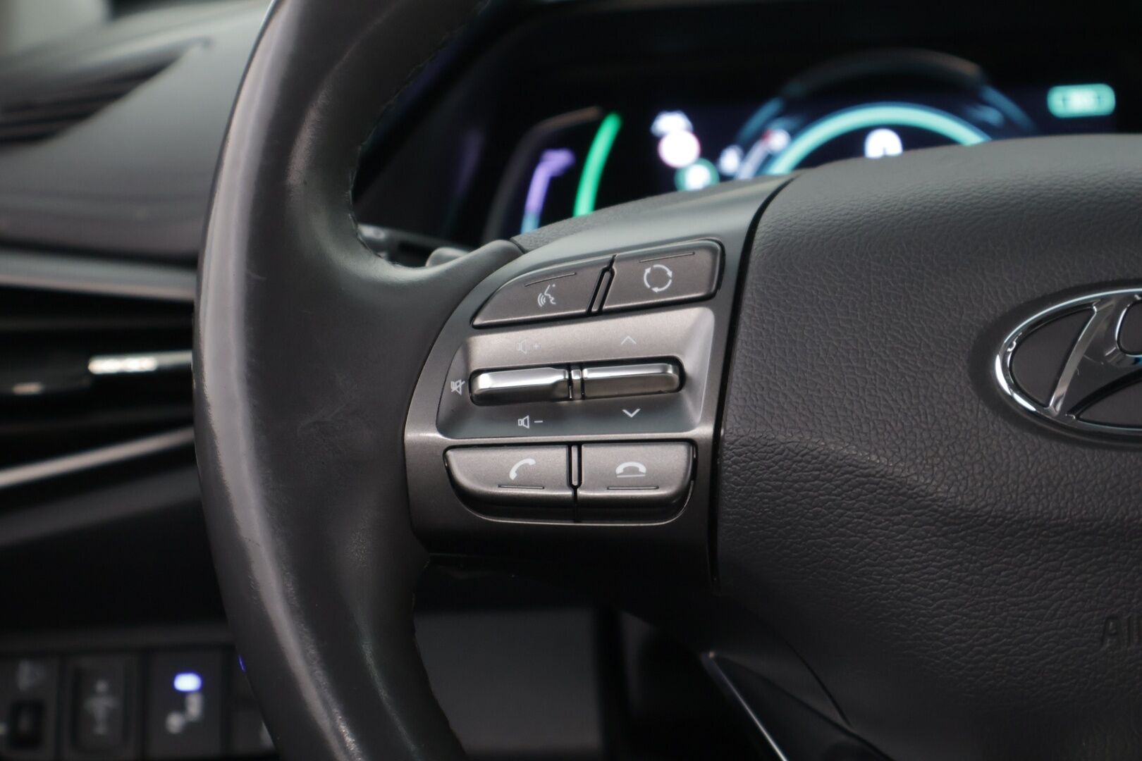 Hyundai IONIQ hybrid 2020 1,6 hybrid 141 hv 6-DCT Style MY20 *ACC / Bliss / Lane assist / Infinity Premium Sound / HUD* - *ACC / Bliss / Lane assist / Infinity Premium Sound / HUD*