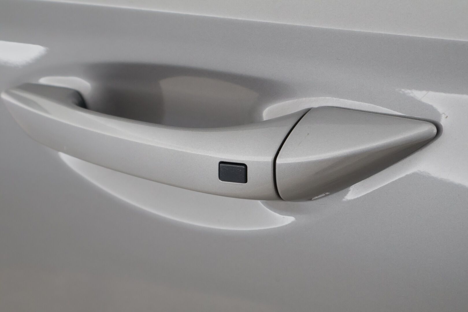 Hyundai IONIQ hybrid 2020 1,6 hybrid 141 hv 6-DCT Style MY20 *ACC / Bliss / Lane assist / Infinity Premium Sound / HUD* - *ACC / Bliss / Lane assist / Infinity Premium Sound / HUD*