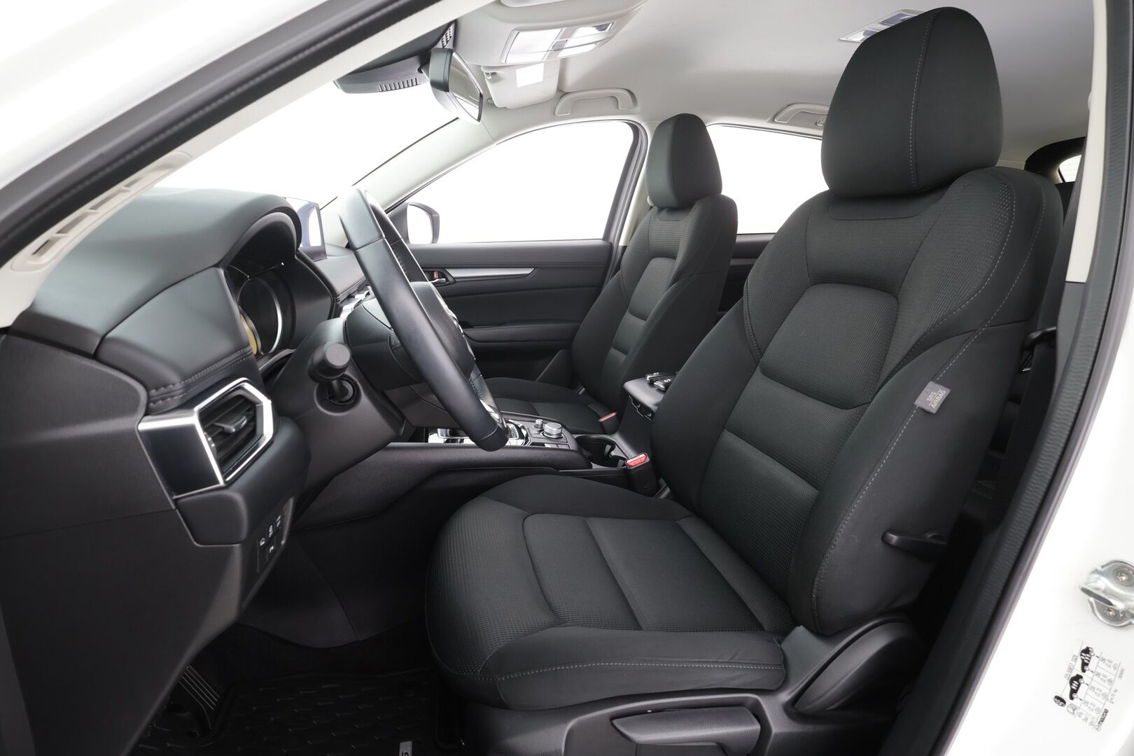 Mazda CX-5 2023 2,0 (165hv) Skyactiv-G AWD Vision 6AT * LED / P.Kamera / Sisätilanlämmitin / Navi / Kaistavahti / Vakkari * - 1-om Suomi-auto / Kahdet renkaat aluvanteilla / Merkkihuollot