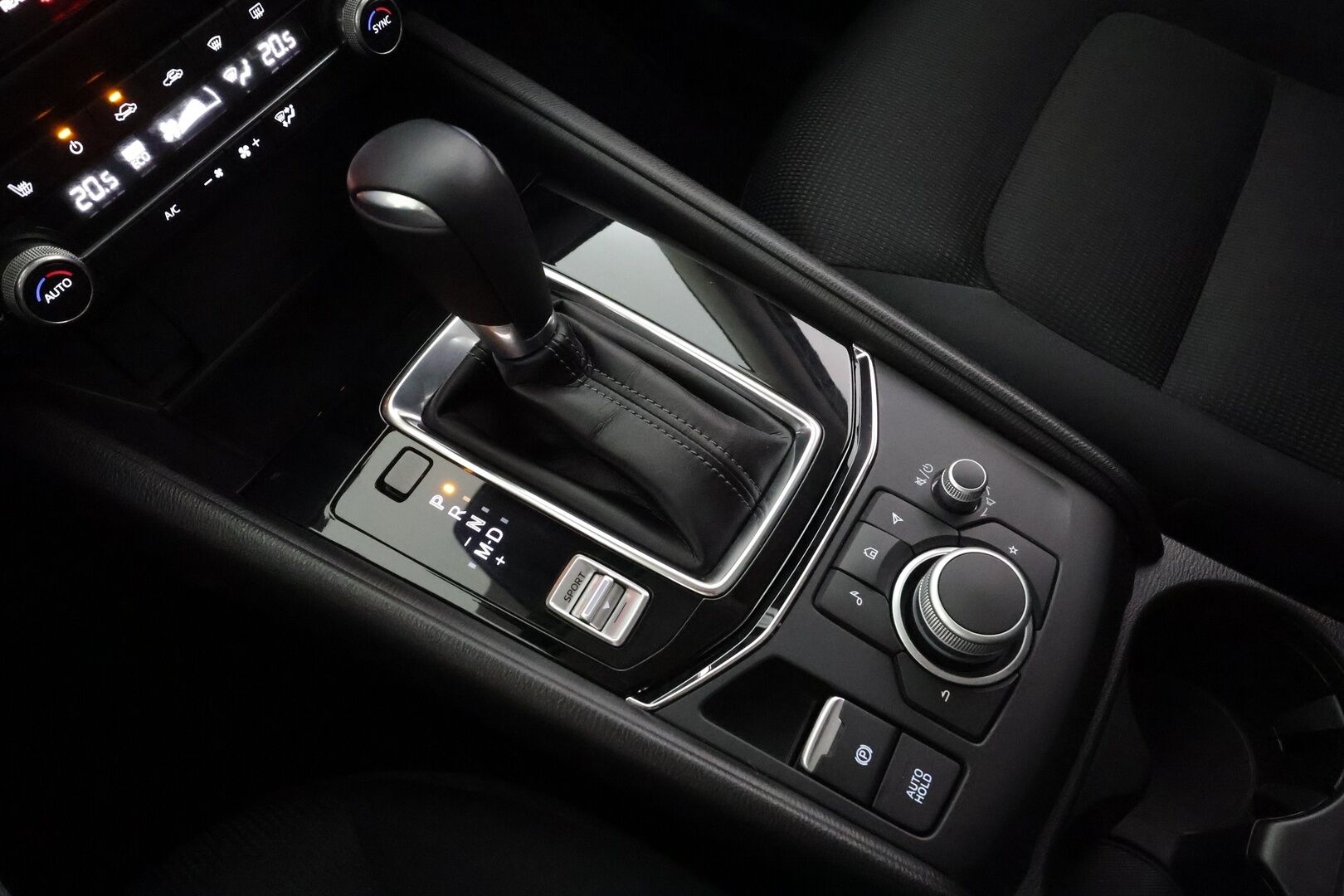 Mazda CX-5 2023 2,0 (165hv) Skyactiv-G AWD Vision 6AT * LED / P.Kamera / Sisätilanlämmitin / Navi / Kaistavahti / Vakkari * - 1-om Suomi-auto / Kahdet renkaat aluvanteilla / Merkkihuollot