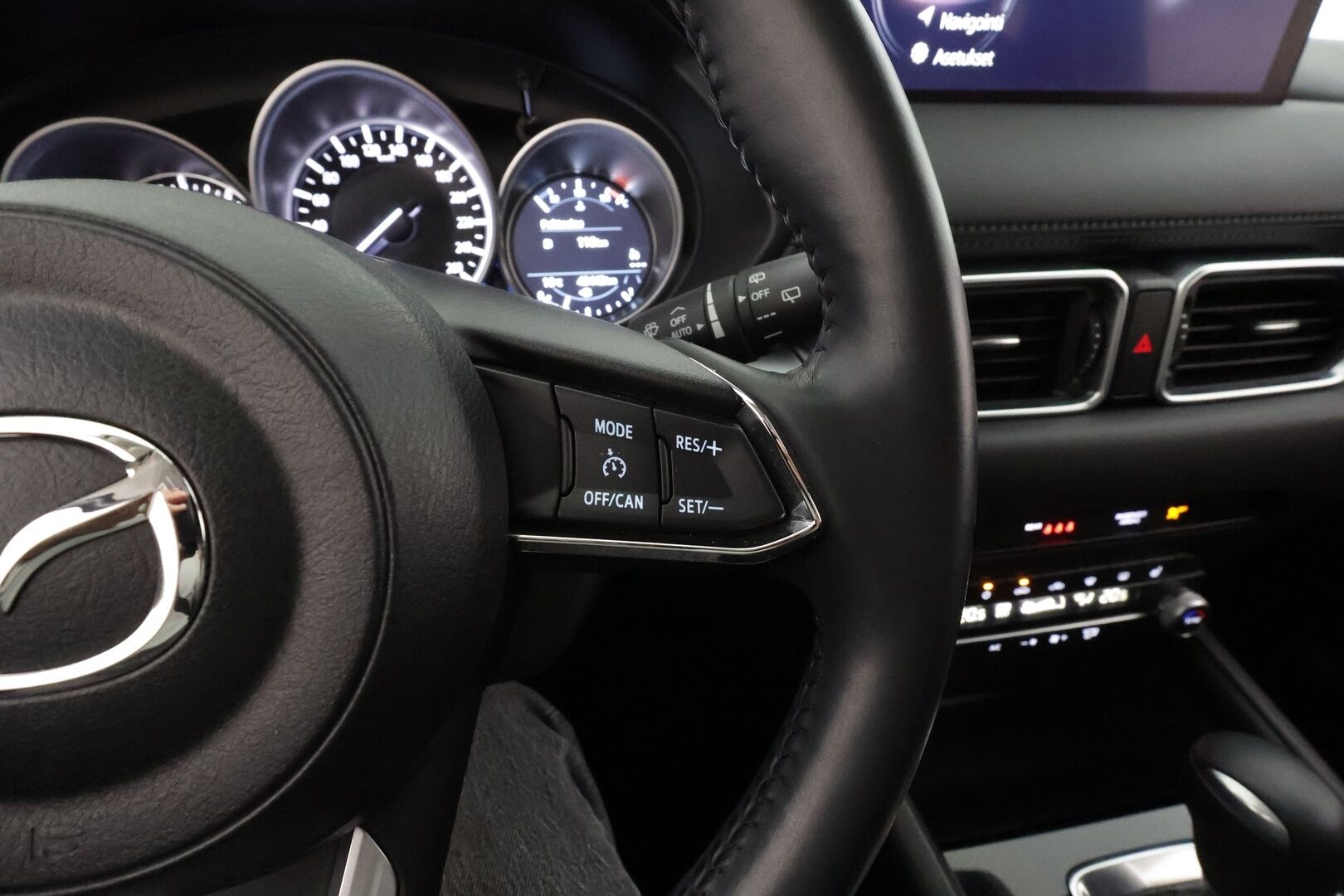 Mazda CX-5 2023 2,0 (165hv) Skyactiv-G AWD Vision 6AT * LED / P.Kamera / Sisätilanlämmitin / Navi / Kaistavahti / Vakkari * - 1-om Suomi-auto / Kahdet renkaat aluvanteilla / Merkkihuollot