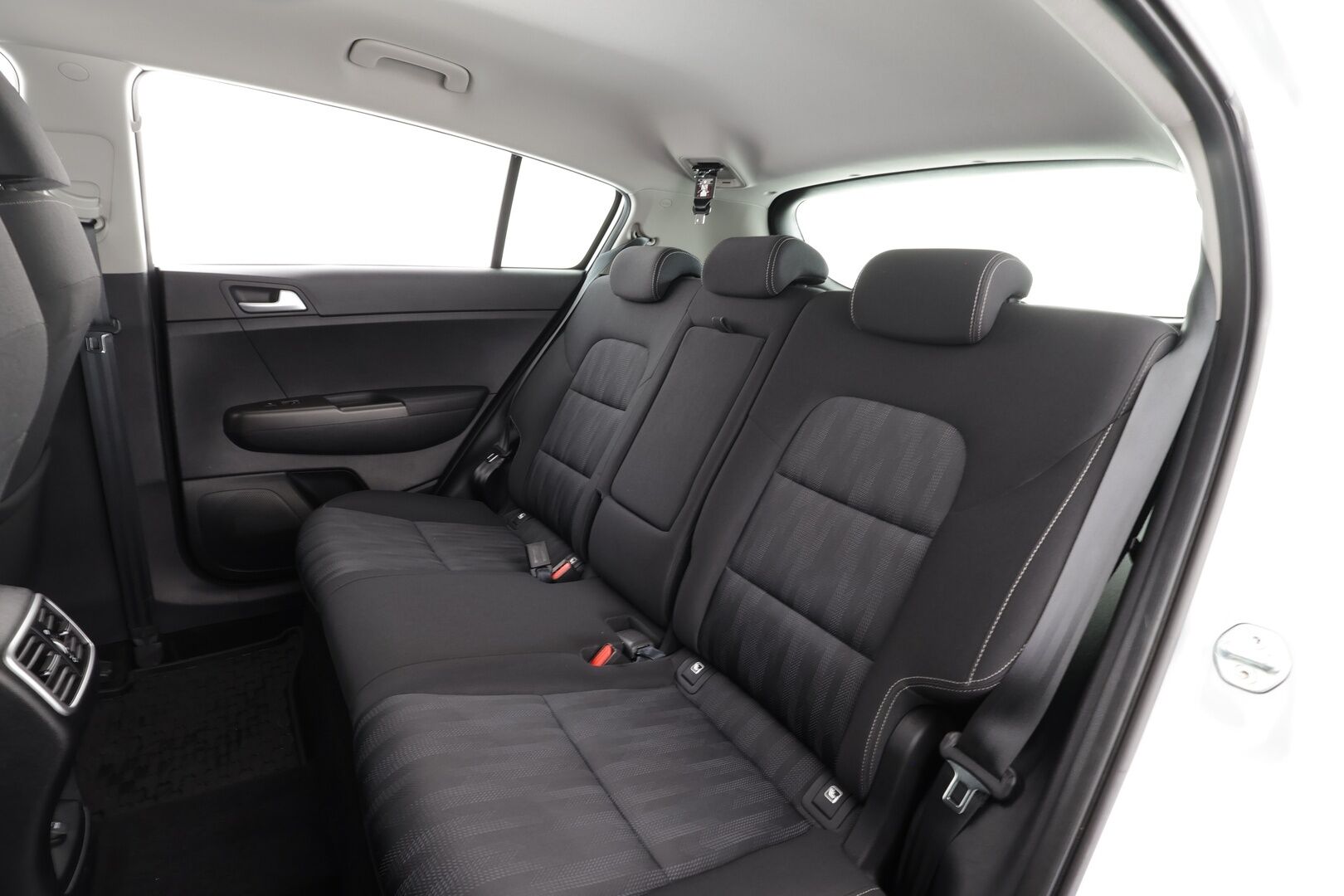 Kia Sportage 2020 1,6 T-GDI ISG Urban Active DCT A/T EcoDynamics * Suomi-auto / Vakkari / P.kamera / Lohkolämmitin * - Kahdet renkaat aluvanteilla - HULLU BLACKWEEK KORKOTARJOUS 2,49%