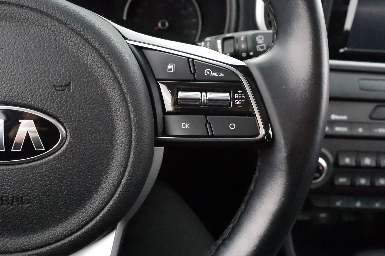 Kia Sportage 2020 1,6 T-GDI ISG Urban Active DCT A/T EcoDynamics * Suomi-auto / Vakkari / P.kamera / Lohkolämmitin * - Kahdet renkaat aluvanteilla - HULLU BLACKWEEK KORKOTARJOUS 2,49%