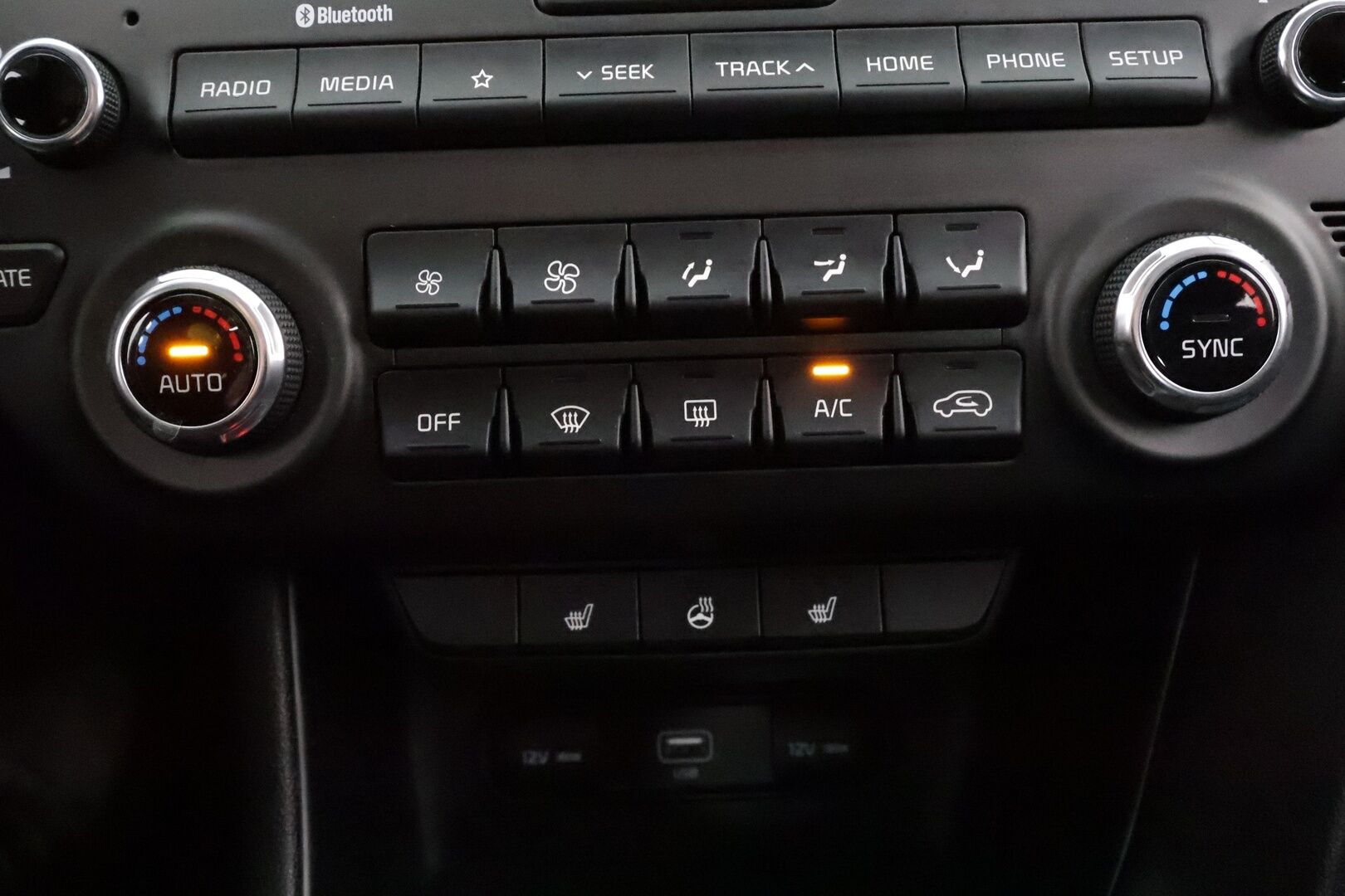 Kia Sportage 2020 1,6 T-GDI ISG Urban Active DCT A/T EcoDynamics * Suomi-auto / Vakkari / P.kamera / Lohkolämmitin * - Kahdet renkaat aluvanteilla - HULLU BLACKWEEK KORKOTARJOUS 2,49%