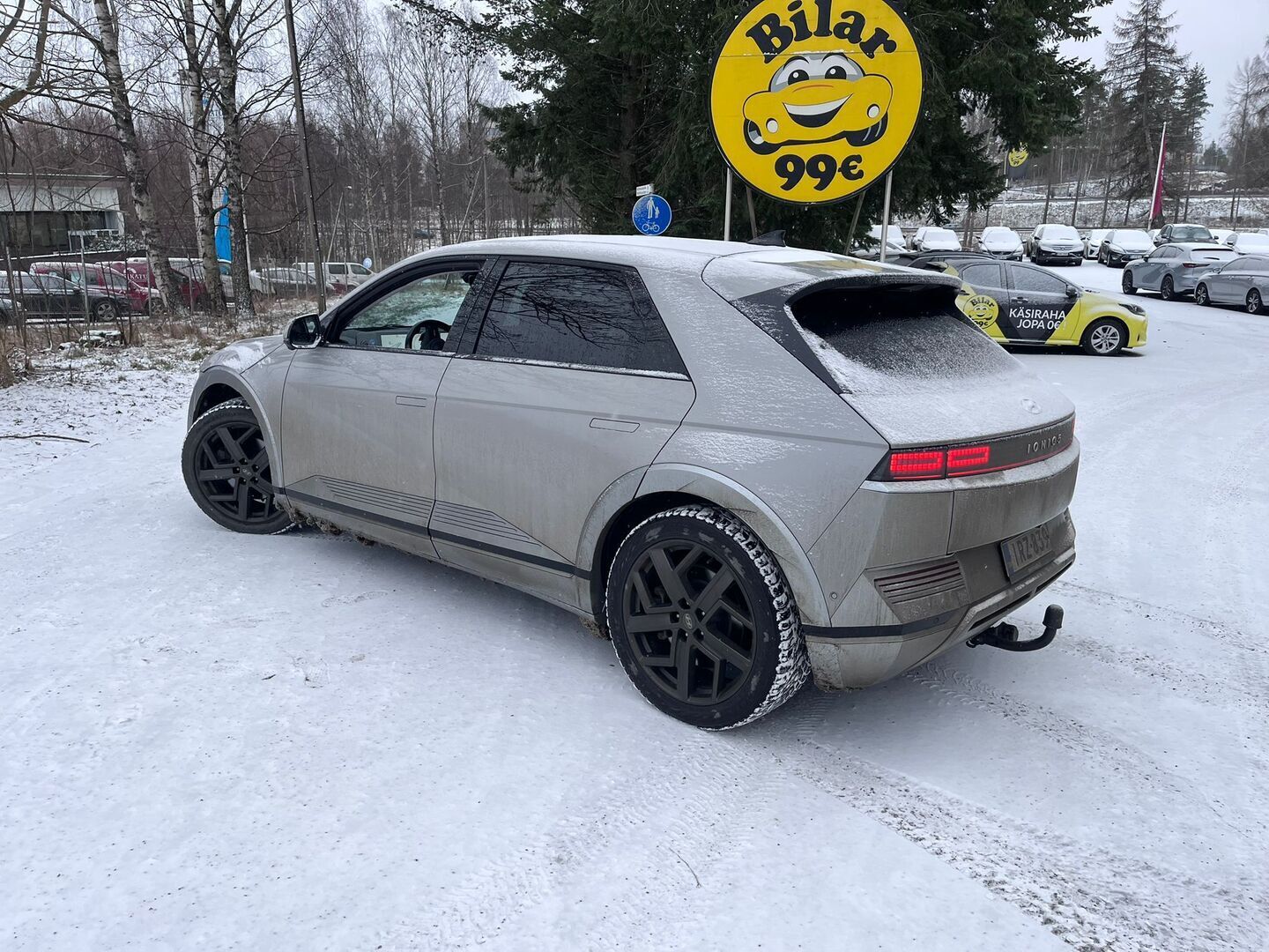 Hyundai IONIQ 5 2021 Premium **ACC/ Navi/ Kaistavahti/ 360 Kamera/ Nahat/ Muistipenkit/ Koukku** - Kahdet renkaat/ Merkkihuolettu/ SOH 97,4%!