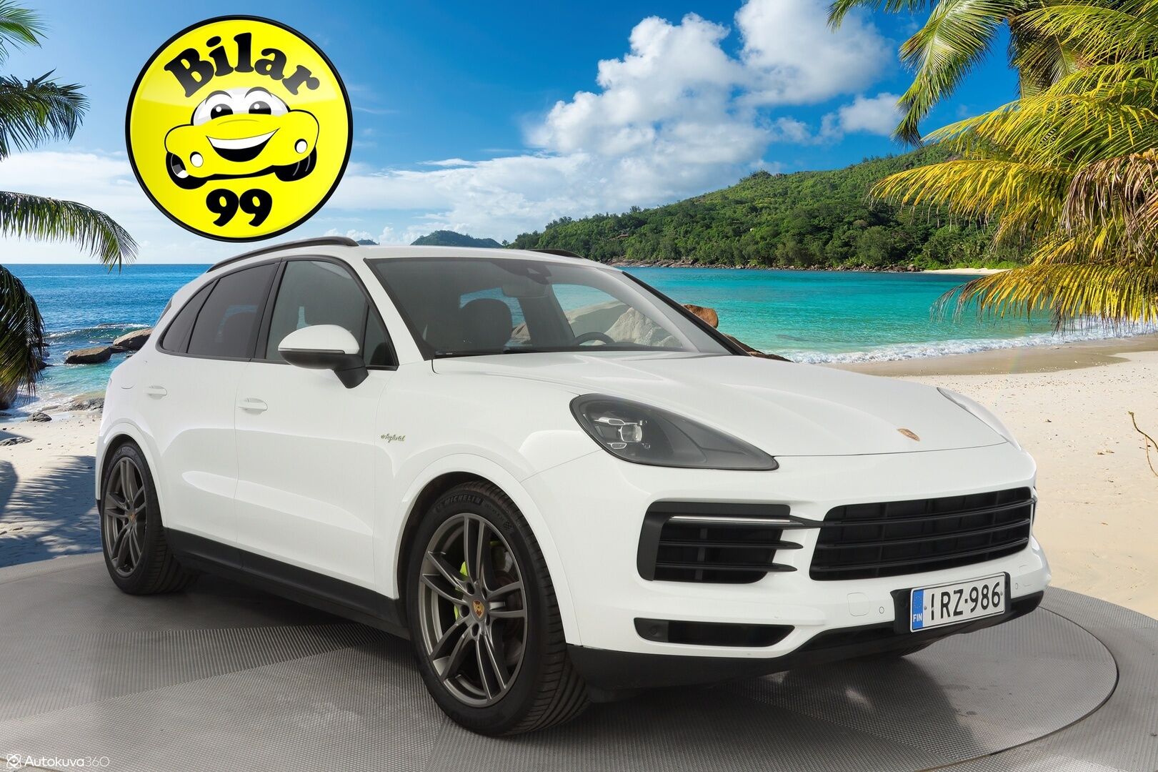 Porsche Cayenne 2018 E-Hybrid *Vetokoukku / Kamera / Nahat / KeylessGO / Ratinlämmitys / S.kontti / S.penkit* - 2,99 % KORKOTARJOUS TÄHÄN AUTOON - Katso mihin hintaan! / Kahdet renkaat alumiinivantein / Siistikuntoinen