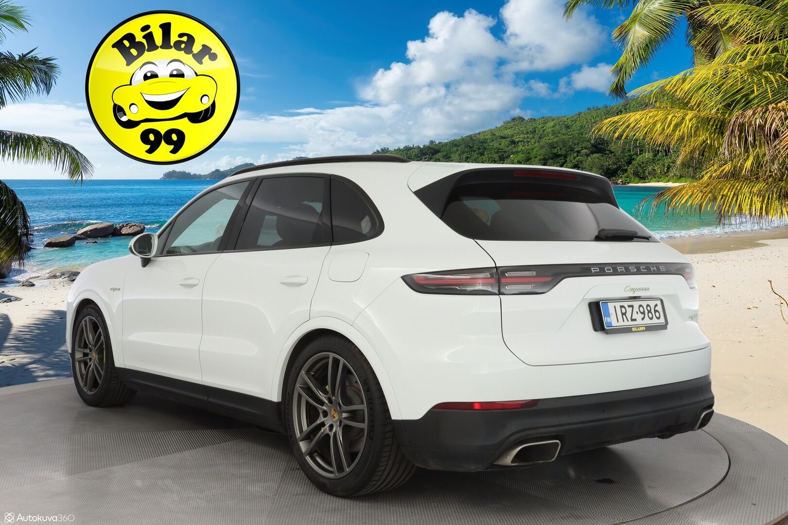 Porsche Cayenne 2018 E-Hybrid *Vetokoukku / Kamera / Nahat / KeylessGO / Ratinlämmitys / S.kontti / S.penkit* - 2,99 % KORKOTARJOUS TÄHÄN AUTOON - Katso mihin hintaan! / Kahdet renkaat alumiinivantein / Siistikuntoinen