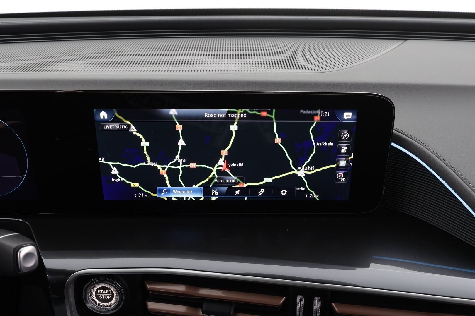 Mercedes-Benz EQC 2023 400 4MATIC AMG * Distronic+ / Vetokoukku / Multibeam LED / Muistipenkit / 360 Kamera / Keyless * - Merkkihuollettu / Akku kuntotarkastettu SoH 97,2%