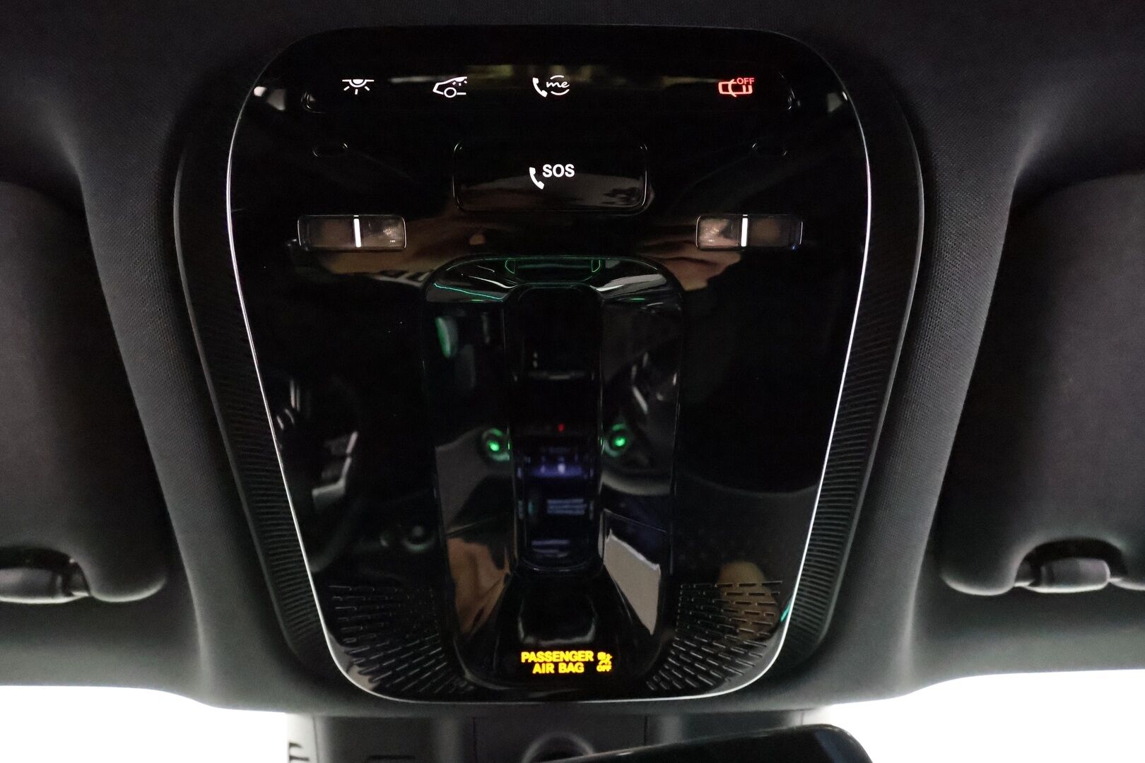 Mercedes-Benz EQE 2023 500 4MATIC AMG * Koukku / Distronic / Ilma-alusta / Digital-Lights / 360 / Burmester / Comfort-penkit Muistilla * - Akku kuntotarkastettu SoH 98,8 / Kahdet renkaat aluvanteilla