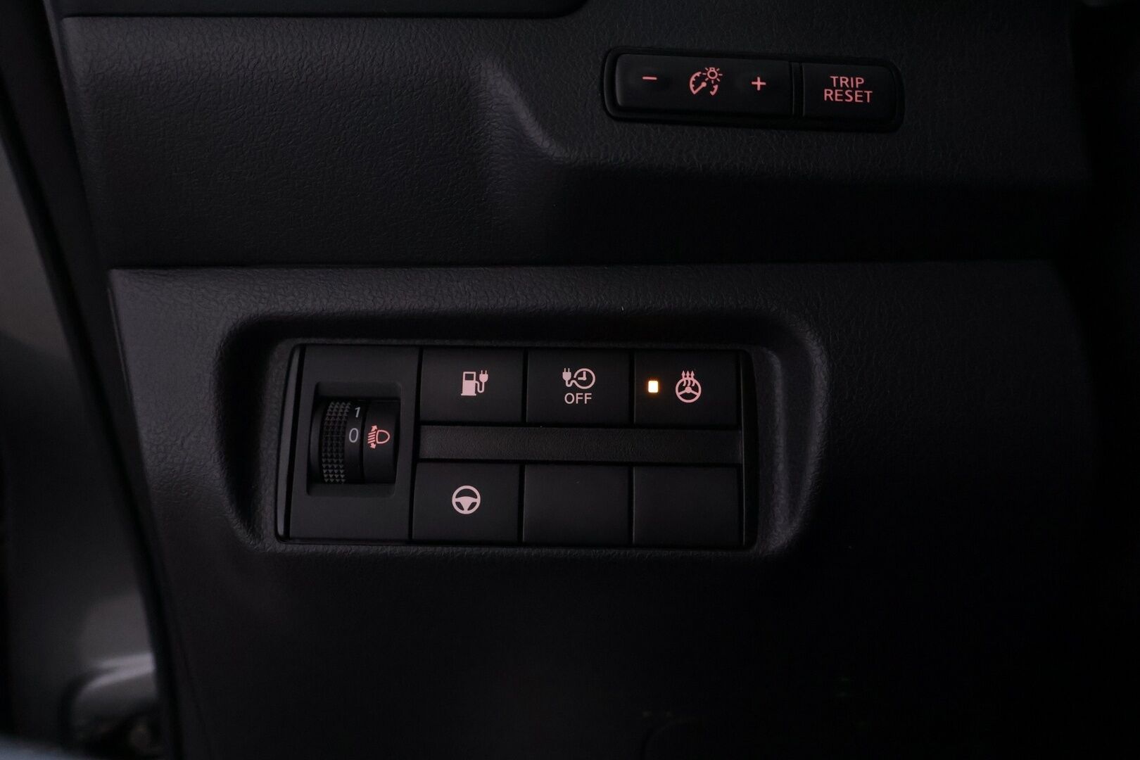 Nissan Leaf 2024 40kWh Tekna MY22 *Nahka-alcantara / 360° / ILP / Bose / ACC* - Harvinaiset varusteet! / Kahdet huippu renkaat! 