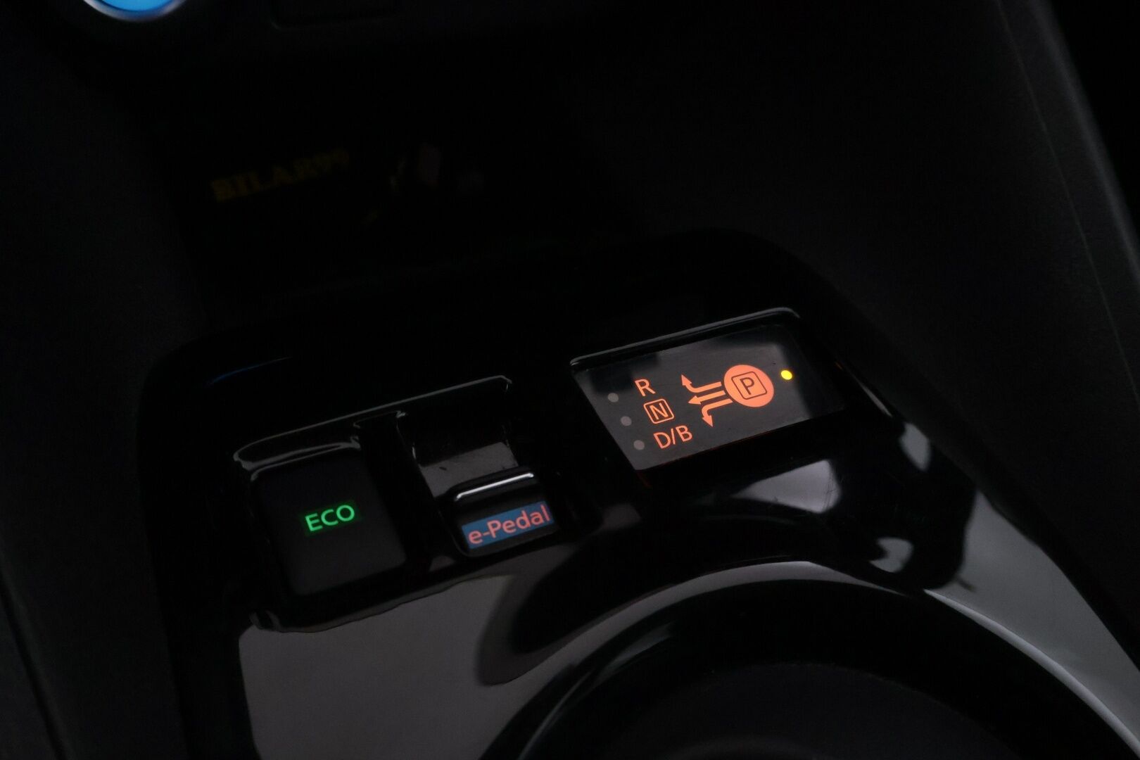 Nissan Leaf 2024 40kWh Tekna MY22 *Nahka-alcantara / 360° / ILP / Bose / ACC* - Harvinaiset varusteet! / Kahdet huippu renkaat! 