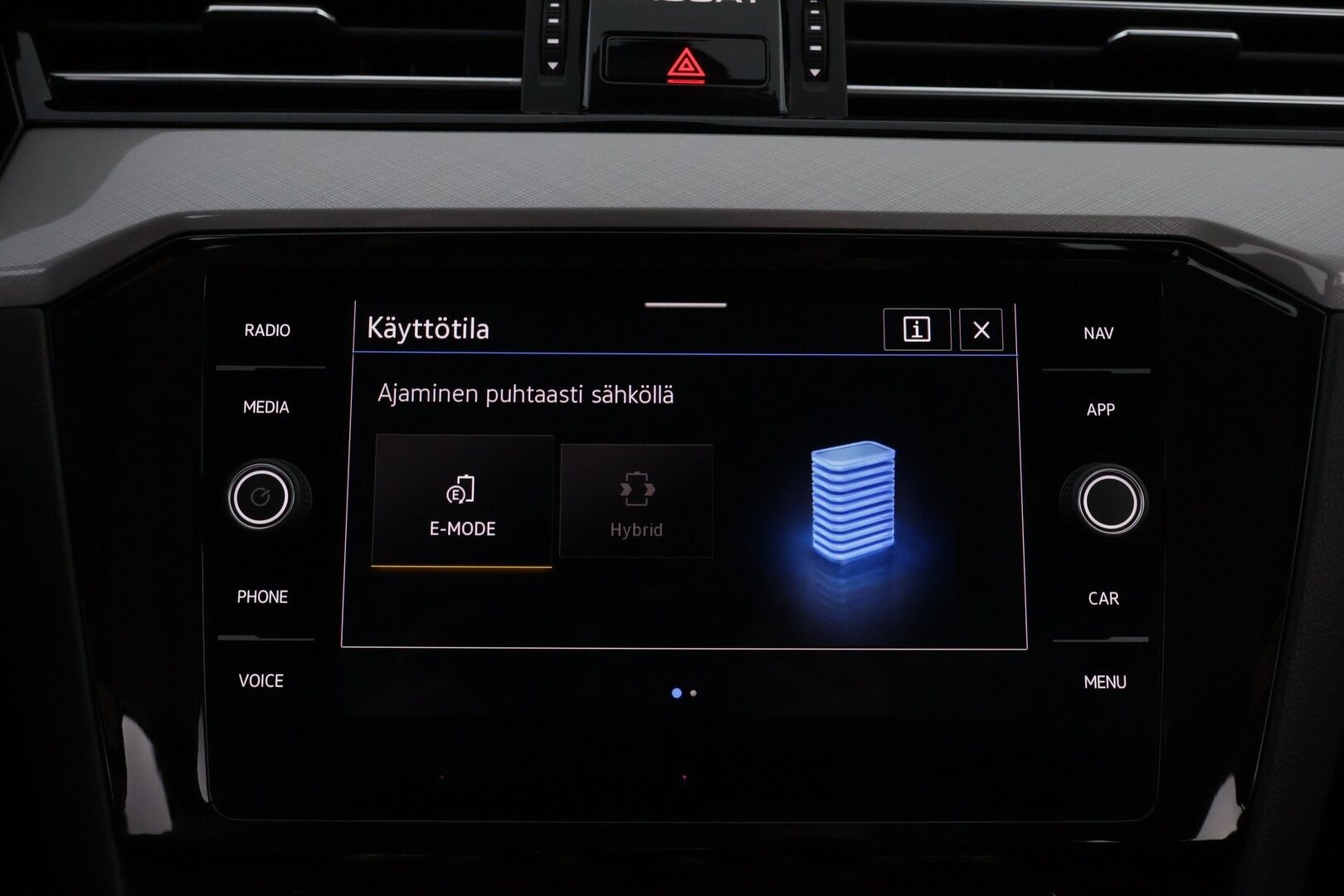 Volkswagen Passat 2022 Variant GTE Plug-In Hybrid 160 kW DSG-automaatti * Lisälämmitin / Adapt.Vakkari / Peruutuskamera / Hieronta / LED / ErgoComfort - Juuri saapunut Tampereelle / 2x Renkaat alkuperäisvantein!