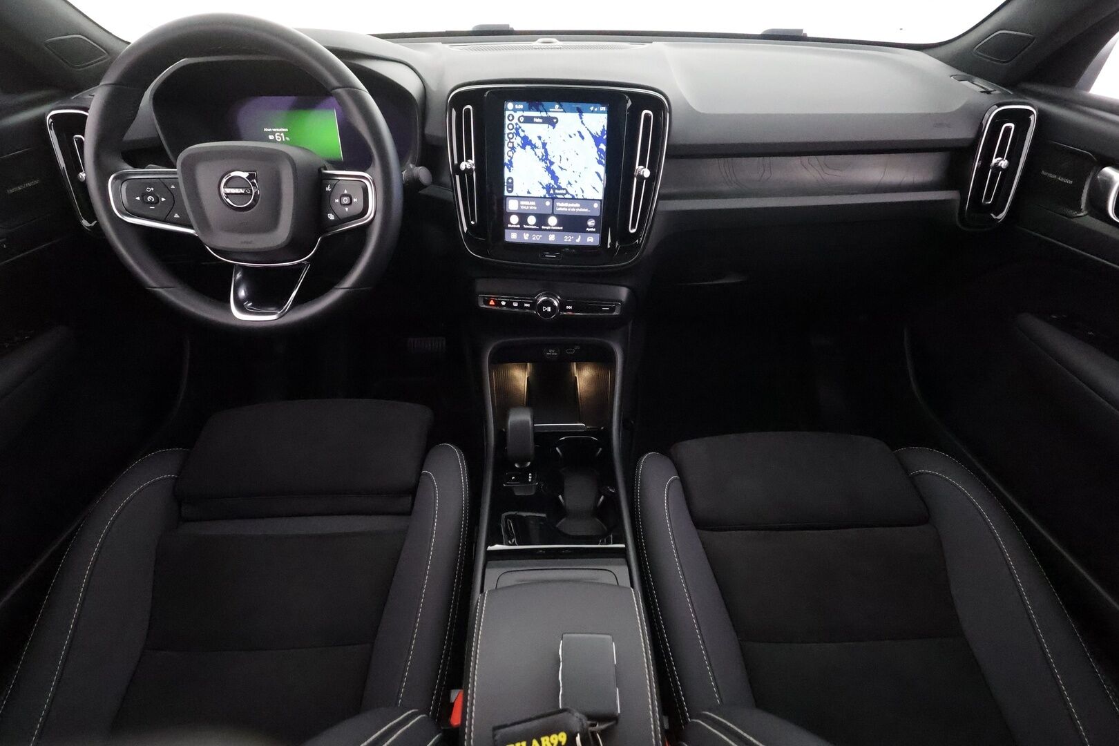 Volvo C40 2023 Recharge Twin Ultimate aut - | ACC | ILP | Koukku | 360° | Harman/Kardon | Lasikatto | Muistipenkki | Sporttipenkit sähköllä | BLIS | Pilot Assist | Merkkihuollot | 2x renkaat aluin | 