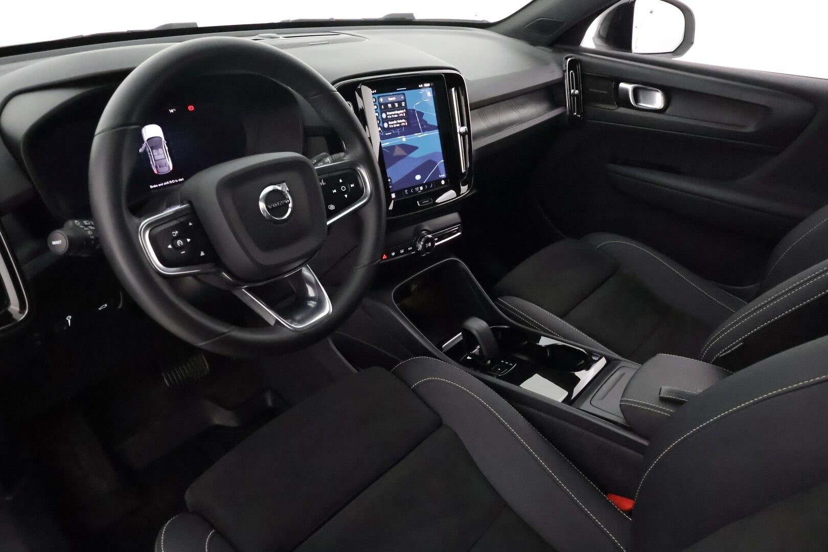 Volvo C40 2022 Recharge Twin Business Launch Edition aut - 3,99 % KORKOTARJOUS TÄHÄN AUTOON - Lämpöpumppu / Adapt.Vakkari / Harman & Kardon / Pixel LED / Lasikatto / 360 Kamera / Nahka-Alcantara Muistipenkki / KeylessGo / Huippuvarusteet!