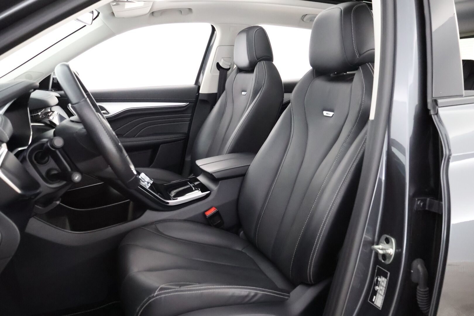 MG MARVEL R 2022 Electric 70kWh Luxury - Panorama / ACC / 360 Kamera / Tehdastakuu voimassa / Ilmastoidut istuimet / BLIS / Juuri tullut Tampereelle!