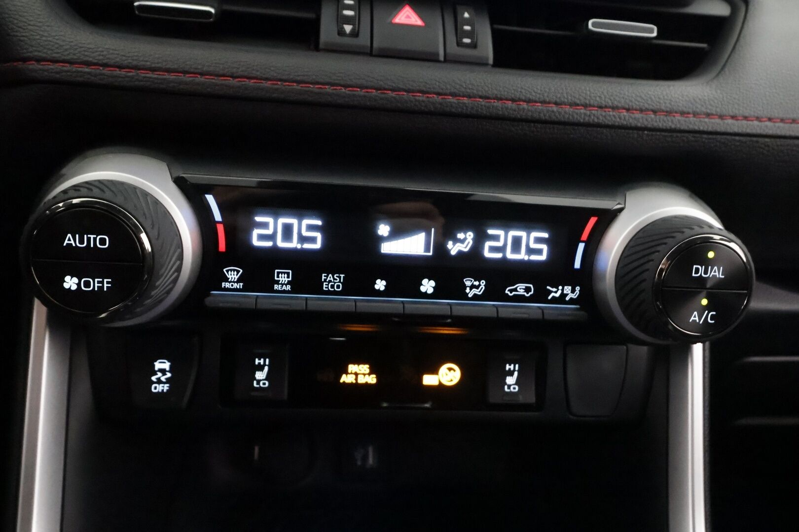 Toyota RAV4 Plug-in 2025 2,5 Hybrid AWD-i Active Plus Anniversary Edition - | ACC | Koukku | Facelift | Sähköpenkki | P.kamera | Keyless | Navi | LTA | BSM | Lämm. ratti | Digimittaristo | LED | 1-om suomiauto | Merkkihuollettu |