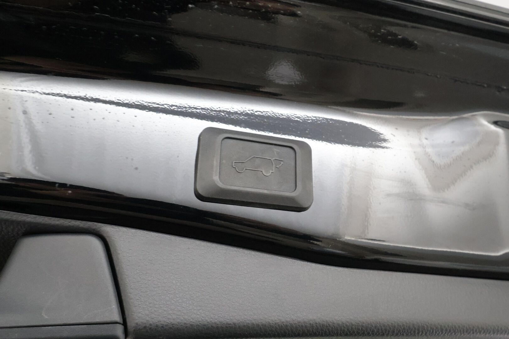 Toyota RAV4 Plug-in 2025 2,5 Hybrid AWD-i Active Plus Anniversary Edition - | ACC | Koukku | Facelift | Sähköpenkki | P.kamera | Keyless | Navi | LTA | BSM | Lämm. ratti | Digimittaristo | LED | 1-om suomiauto | Merkkihuollettu |