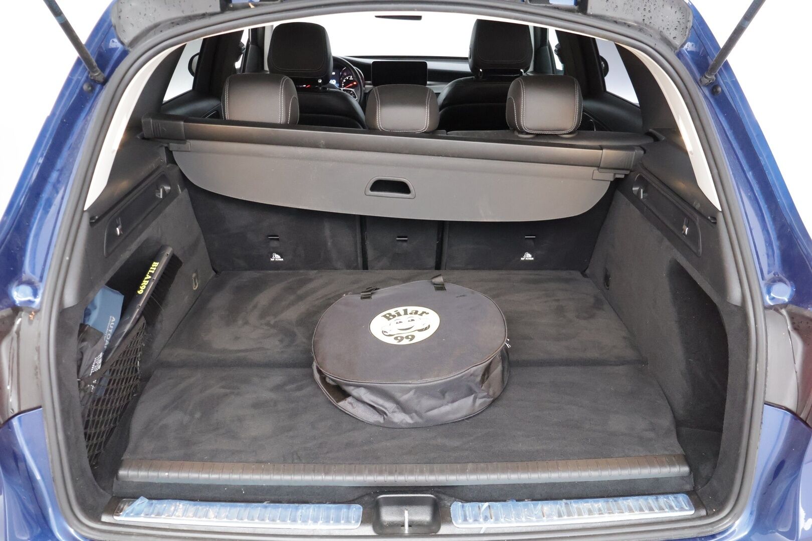 MERCEDES-BENZ GLC 2020 300 e 4MATIC A Business EQ Power * Distronic+ / Panorama / P-kamera / Sporttipenkit / LED High Perf. / Navi / Apple&Android * - Kovilla varusteilla / ACC / Hyvin Huollettu - HULLU BLACKWEEK KORKOTARJOUS 2,49%