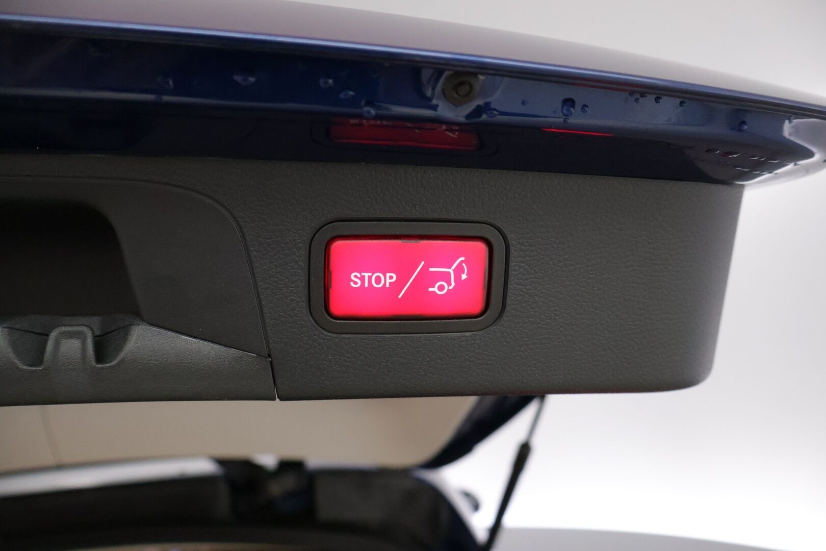 MERCEDES-BENZ GLC 2020 300 e 4MATIC A Business EQ Power * Distronic+ / Panorama / P-kamera / Sporttipenkit / LED High Perf. / Navi / Apple&Android * - Kovilla varusteilla / ACC / Hyvin Huollettu - HULLU BLACKWEEK KORKOTARJOUS 2,49%