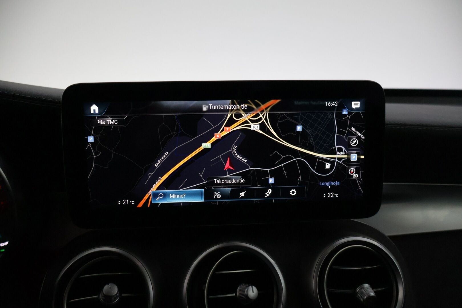 MERCEDES-BENZ GLC 2020 300 e 4MATIC A Business EQ Power * Distronic+ / Panorama / P-kamera / Sporttipenkit / LED High Perf. / Navi / Apple&Android * - Kovilla varusteilla / ACC / Hyvin Huollettu