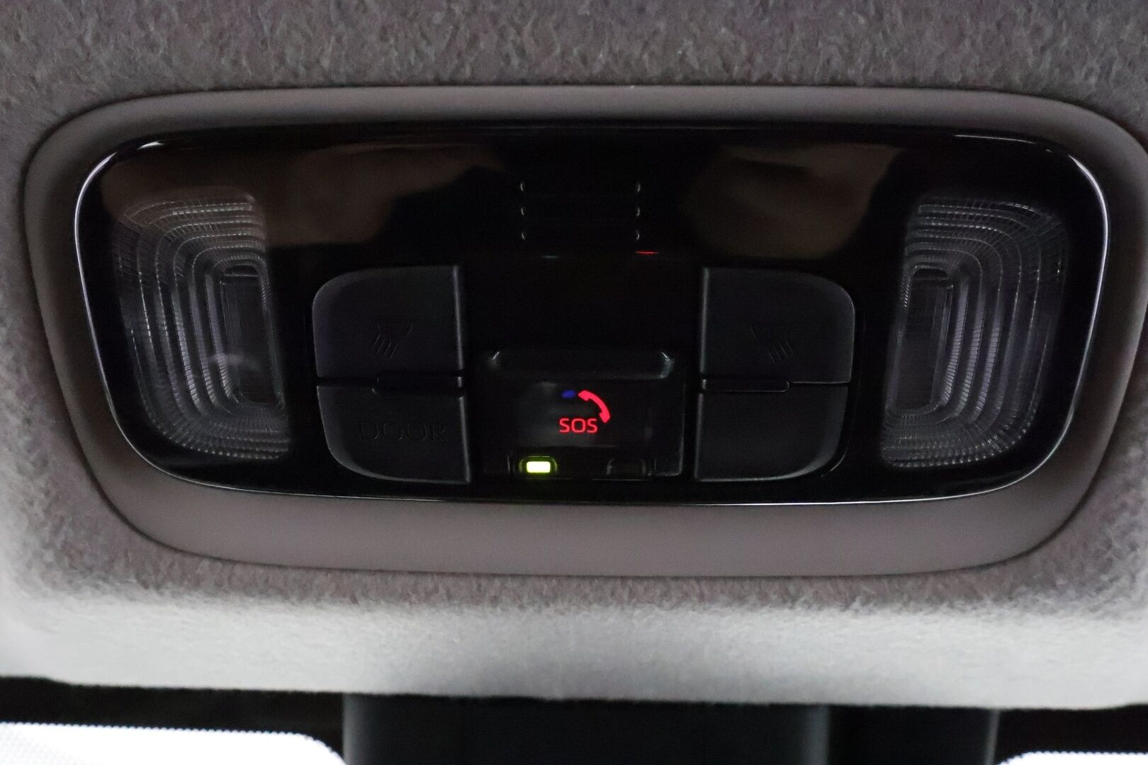 TOYOTA YARIS 2020 1,5 Hybrid Style **Adapt.vakkari / Digimittaristo / Apple&Android / P.kamera / LED / Lohkolämmitin** - Sisätilanlämmitin / Ratinlämmitin