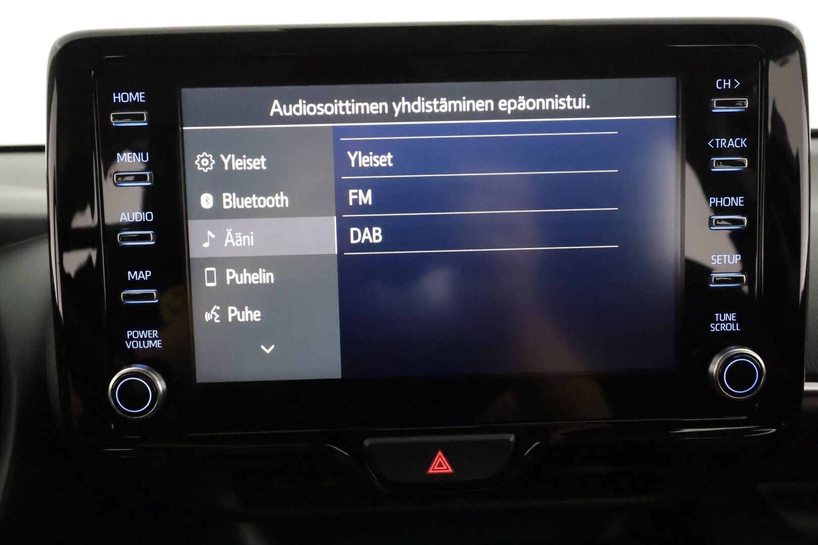 TOYOTA YARIS 2020 1,5 Hybrid Style **Adapt.vakkari / Digimittaristo / Apple&Android / P.kamera / LED / Lohkolämmitin** - Sisätilanlämmitin / Ratinlämmitin