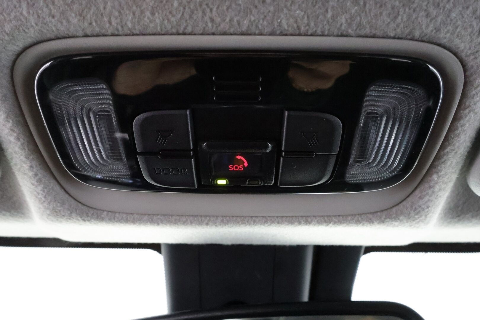 TOYOTA YARIS 2020 1,5 Hybrid Style *ACC / Digimittaristo / Apple&Android / Kamera / LED / Lohko* - | ACC | P.kamera | Kaistavahti | Lohkolämmitin | Digimittaristo | LED | Sisätilan lämmitin | AppleCarPlay & AndroidAuto | Kahdet renkaat | Huoltokirja |