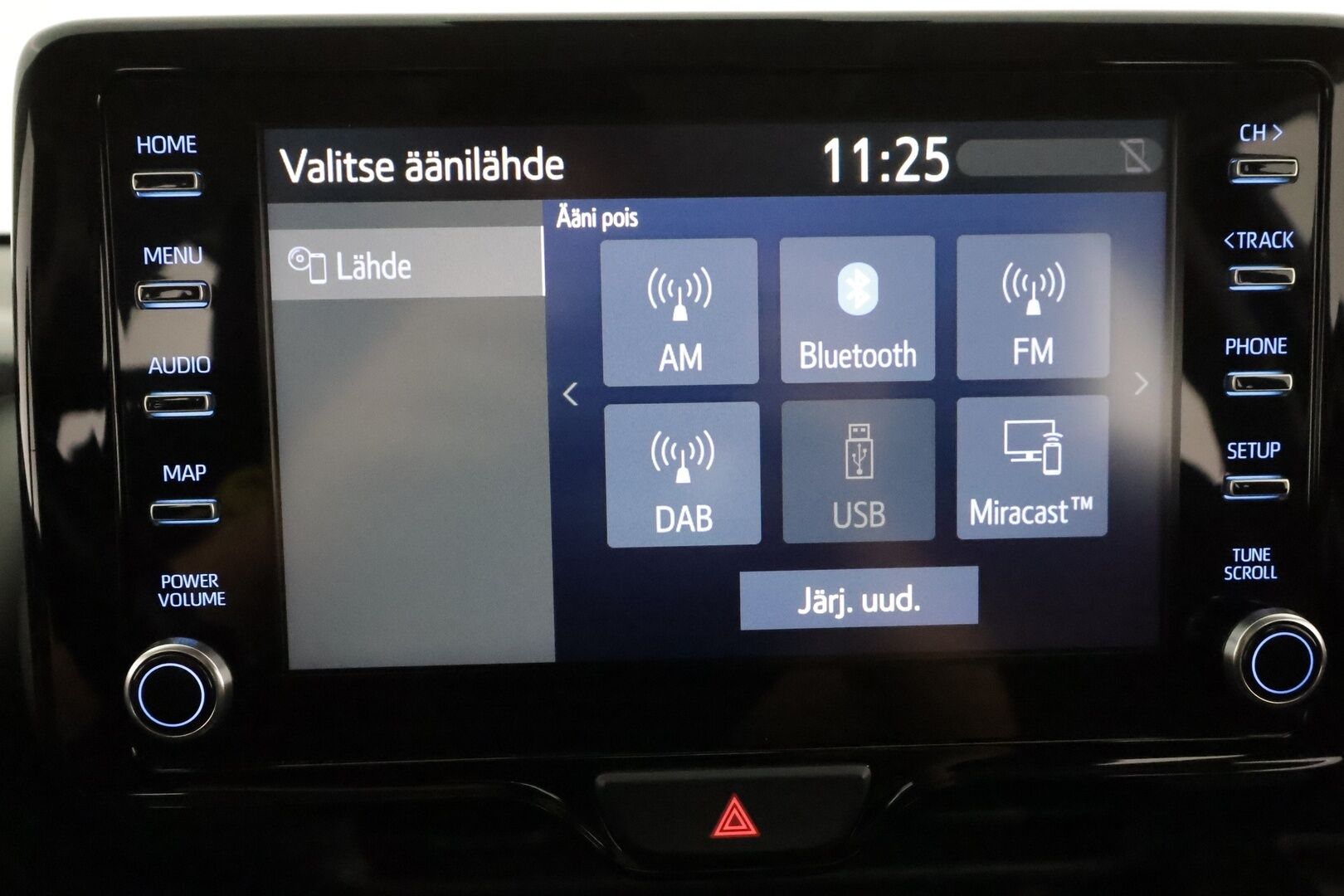 TOYOTA YARIS 2020 1,5 Hybrid Style **Adapt.vakkari / Digimittaristo / Apple&Android / P.kamera / LED / Lohkolämmitin** - Sisätilanlämmitin / Ratinlämmitin