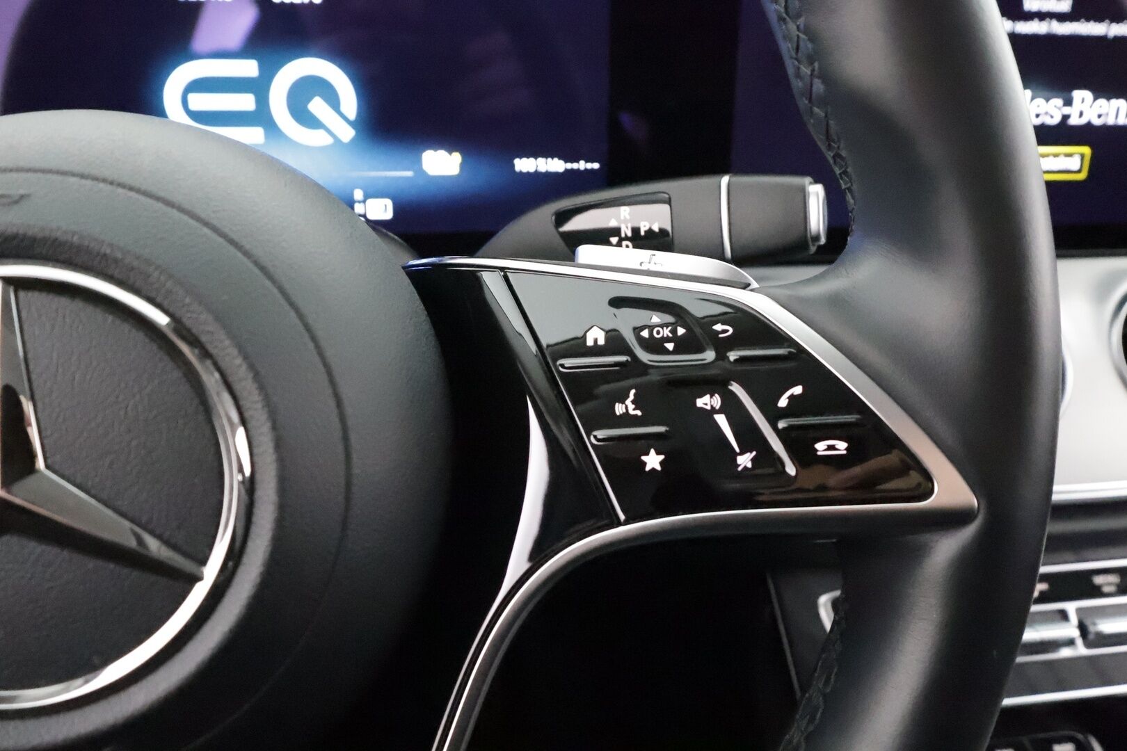 Mercedes-Benz E 2021 300de T A Business Edition EQ Power * Widescreen / Distronic / Multibeam / P.kamera / Sportpenkit / Navi / Kaistavahti * - 2x Latauskaapelit / Kahdet renkaat - HULLU BLACKWEEK KORKOTARJOUS 2,49%