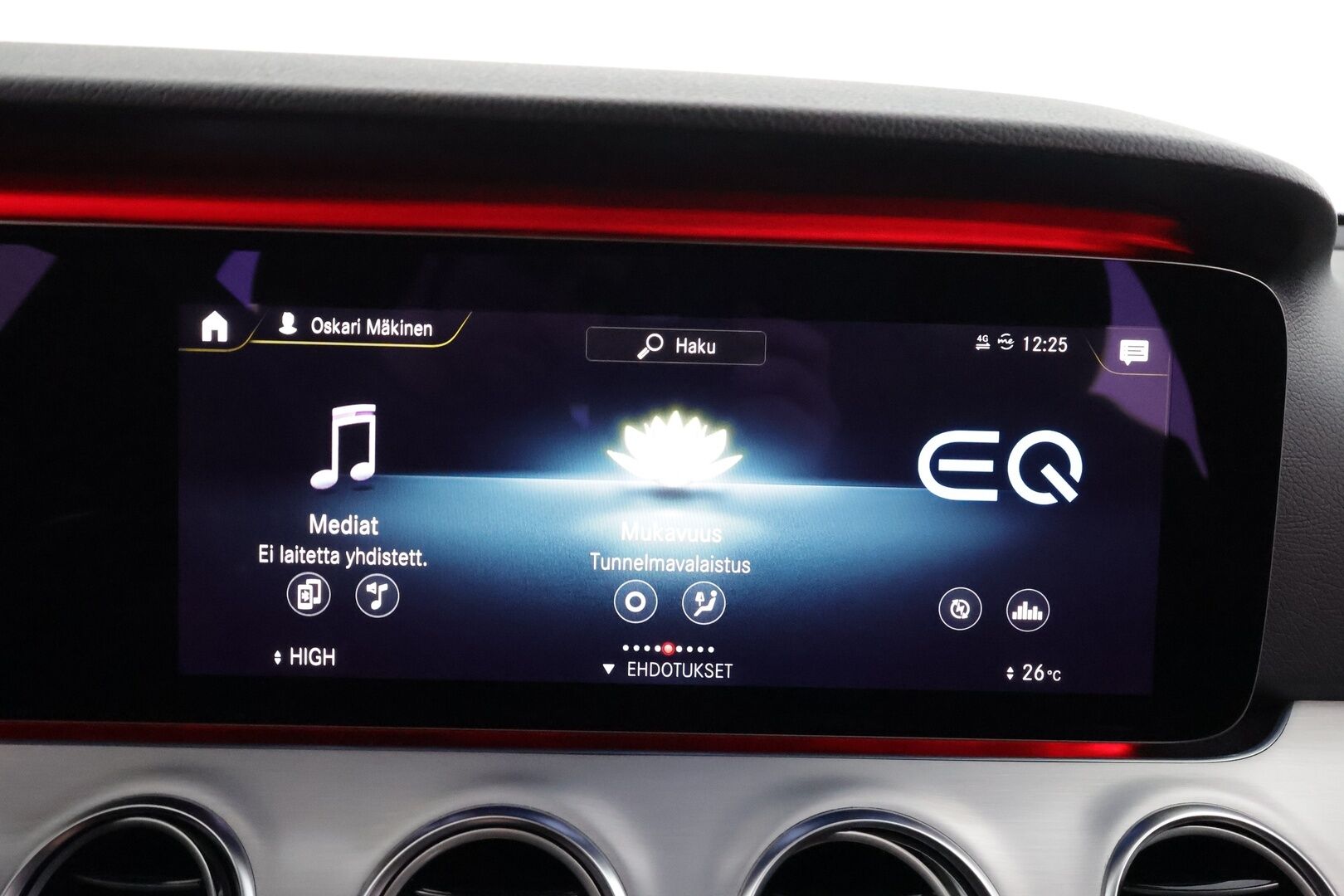 Mercedes-Benz E 2021 300de T A Business Edition EQ Power * Widescreen / Distronic / Multibeam / P.kamera / Sportpenkit / Navi / Kaistavahti * - 2x Latauskaapelit / Kahdet renkaat - HULLU BLACKWEEK KORKOTARJOUS 2,49%