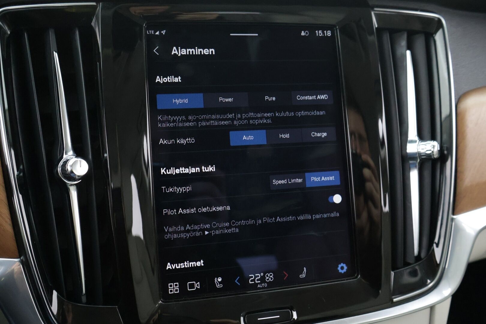 Volvo V90 2022 T6 AWD Inscription Expression *Webasto / Pilot Assist / Harman/Kardon / P-kamera / Koukku / Sporttinahat / KeylessGo* - 2x Alumiinivanteet / BLIS / Vaalea nahkasisusta!