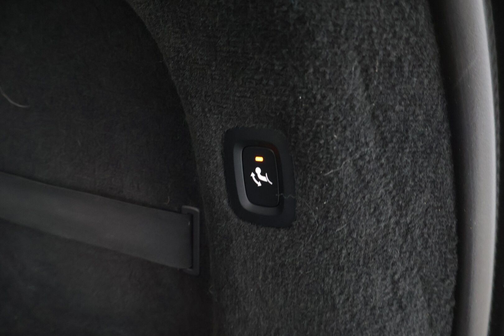 Volvo V90 2022 T6 AWD Inscription Expression *Webasto / Pilot Assist / Harman/Kardon / P-kamera / Koukku / Sporttinahat / KeylessGo* - 2x Alumiinivanteet / BLIS / Vaalea nahkasisusta!