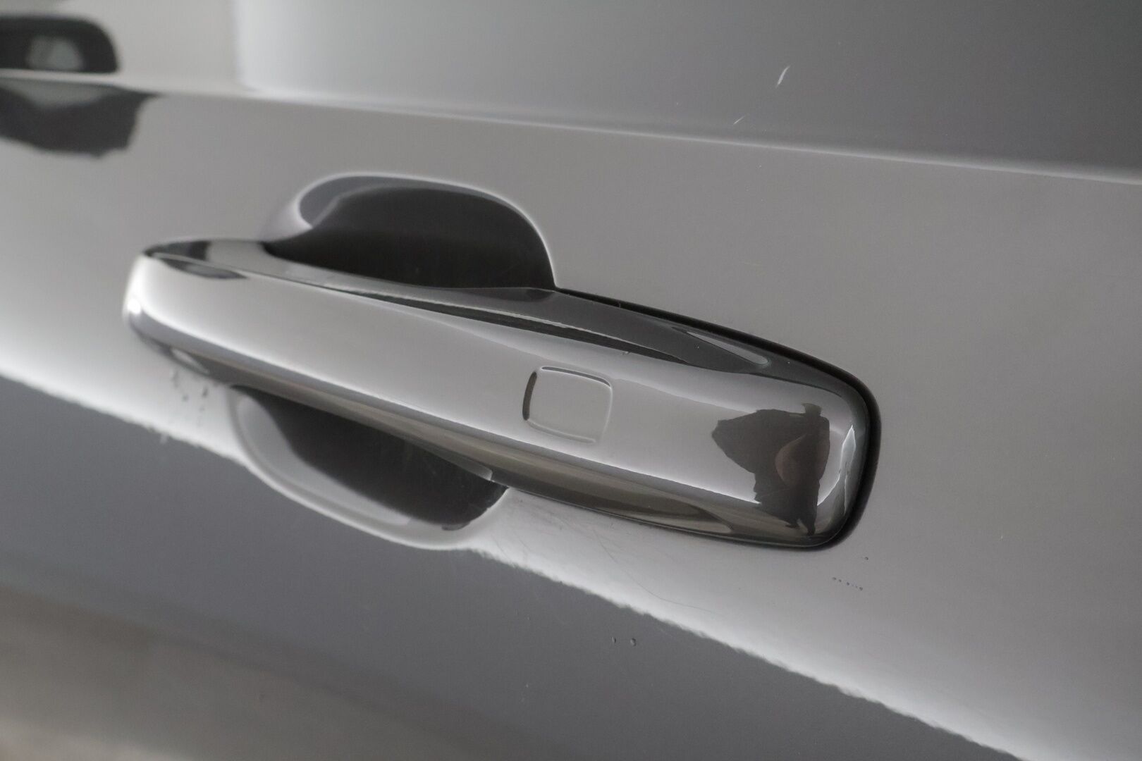 Volvo V90 2022 T6 AWD Inscription Expression *Webasto / Pilot Assist / Harman/Kardon / P-kamera / Koukku / Sporttinahat / KeylessGo* - 2x Alumiinivanteet / BLIS / Vaalea nahkasisusta!