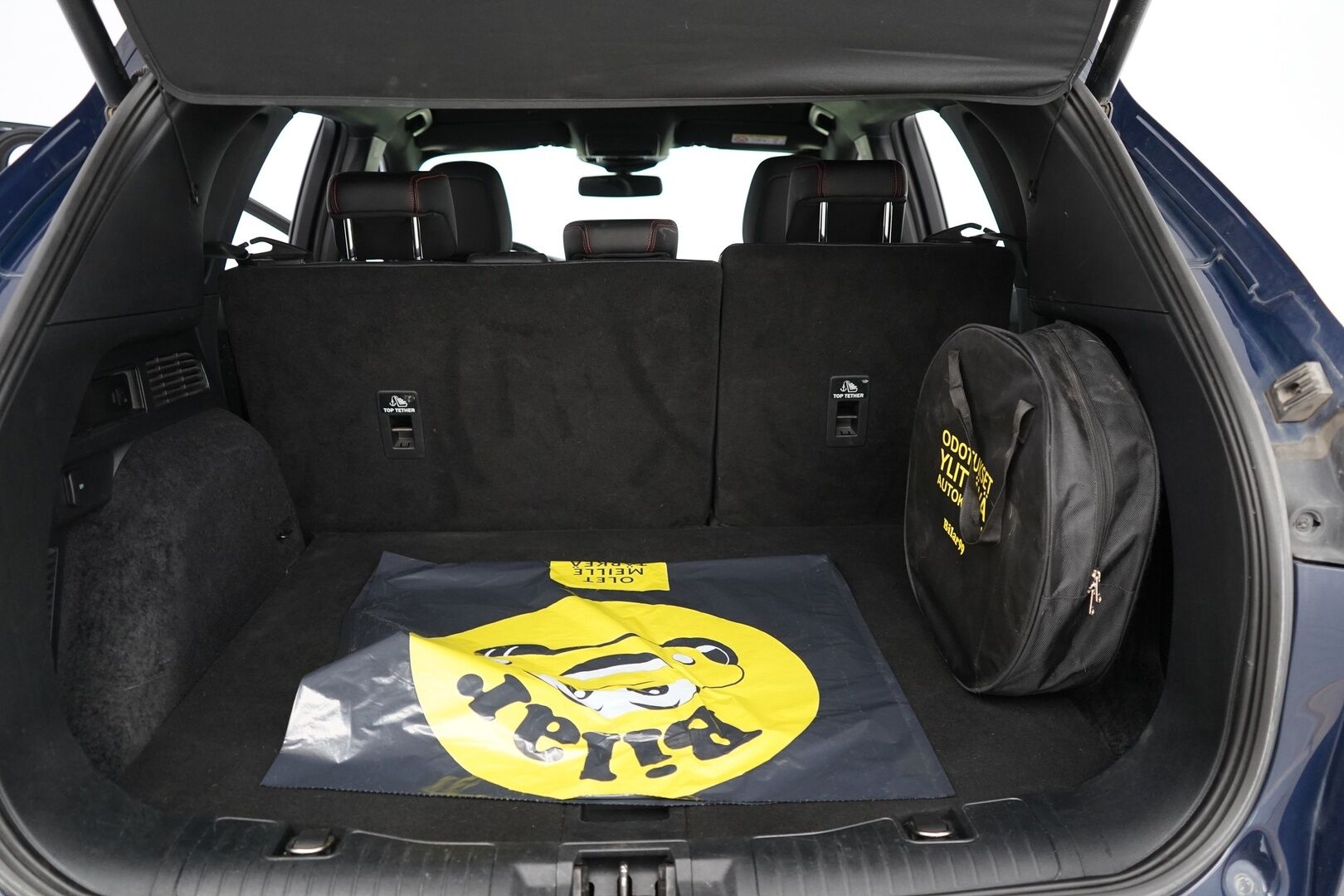 FORD KUGA 2020 2,5 (PHEV) FWD ST-Line *ACC / B&O / Peruutuskamera / KeylessGo / Koukku / Lämm.Tuulilasi / - Kahdet renkaat alumiinivantein / viimeisin huolto 142tkm, 23.02.2026 / 2x laturit - HULLUT AVAJAISHULINAT KORKOTARJOUS 3,29 %