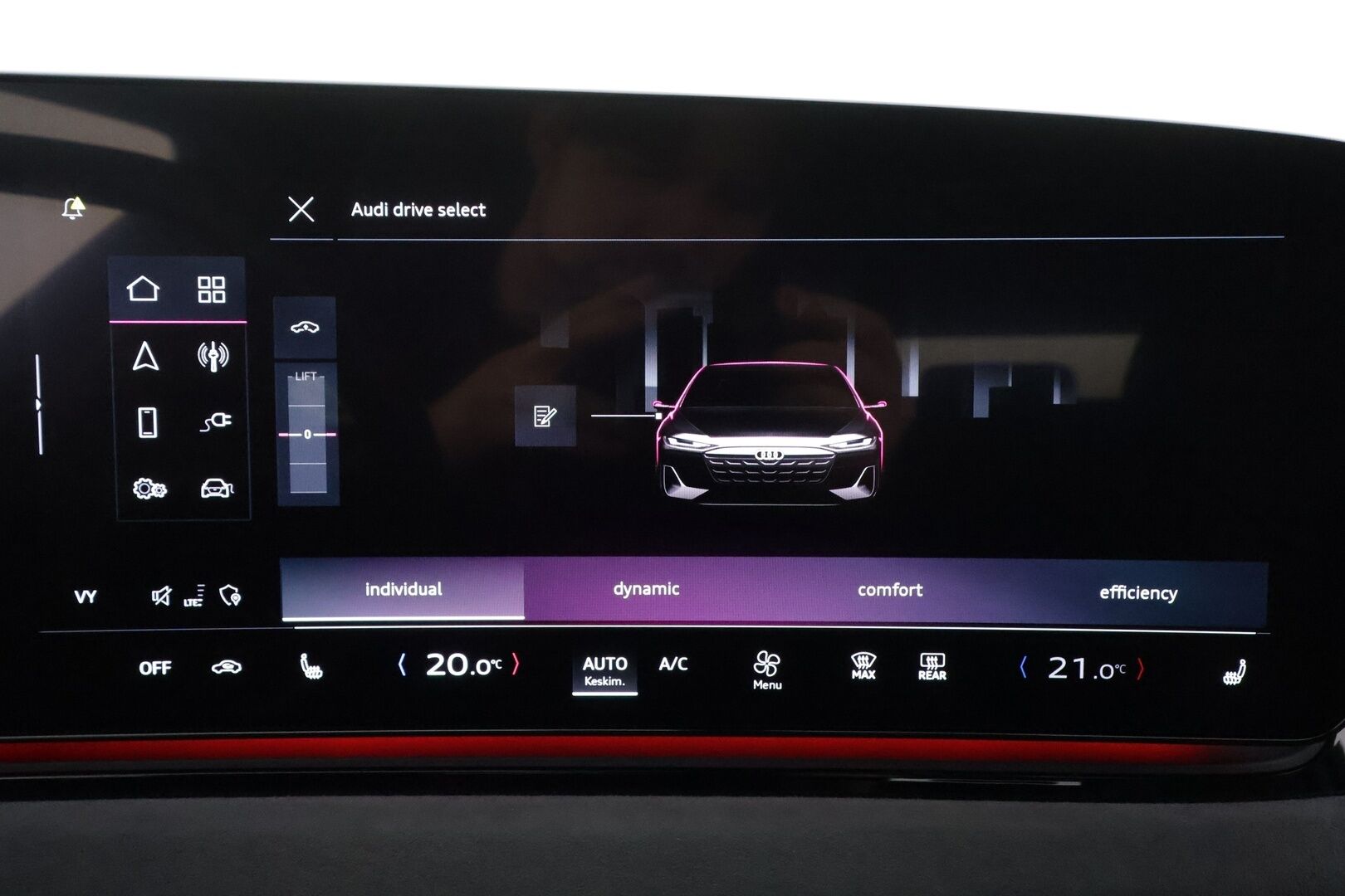 Audi S6 e-tron 2025 Avant quattro - | ACC | ILP | Koukku | B&O | HUD | 360° | Matrix | Muistipenkki | Ilma-alusta | Matkustajan näyttö | Kaistaohjaus | BSM | Nahka-alcantara | Keyless | - KORKO VAIN 3,99 %