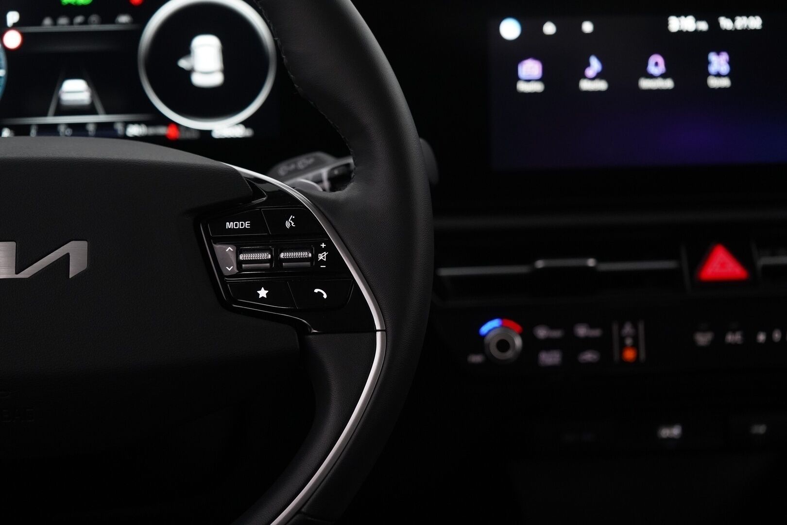 KIA NIRO 2023 Electric EX Business 64 kWh 204 hv *ACC / Kaistavahti / Keyless / Navi / Apple&Android / P.kamera / LED* - Merkkihuollettu / Facelift / Hyvät varusteet! - HULLUT BLACKWEEK JATKOT - KORKOTARJOUS 2,49%