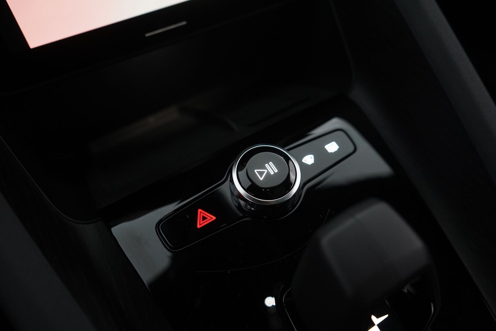 POLESTAR 2 2023 Long Range Dual Motor *ACC / Lasikatto / Muistipenkki / LED / 360° / Lämpöpumppu* - SoH 94.9% / Molemmat laturit / Puhdas Carvertical