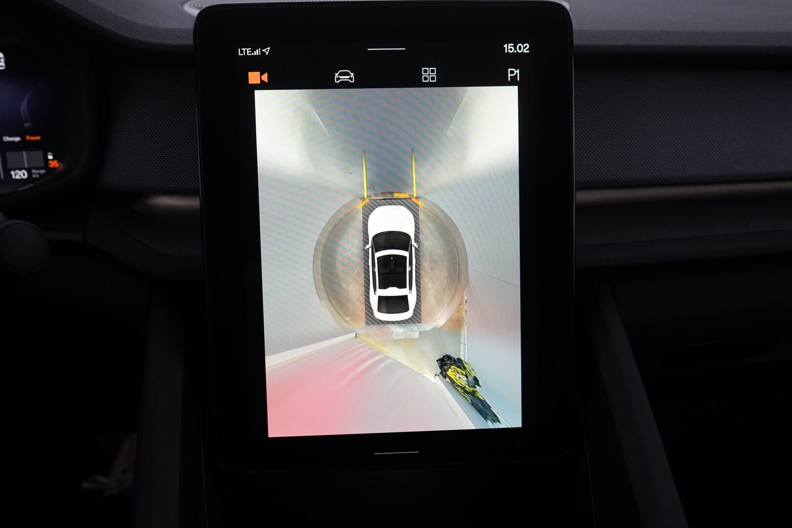POLESTAR 2 2023 Long Range Dual Motor *ACC / Lasikatto / Muistipenkki / LED / 360° / Lämpöpumppu* - SoH 94.9% / Molemmat laturit / Puhdas Carvertical